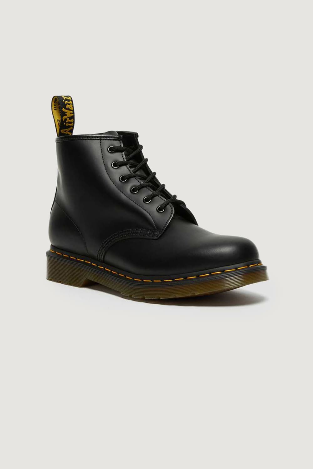 Dr. Martens Men Boots