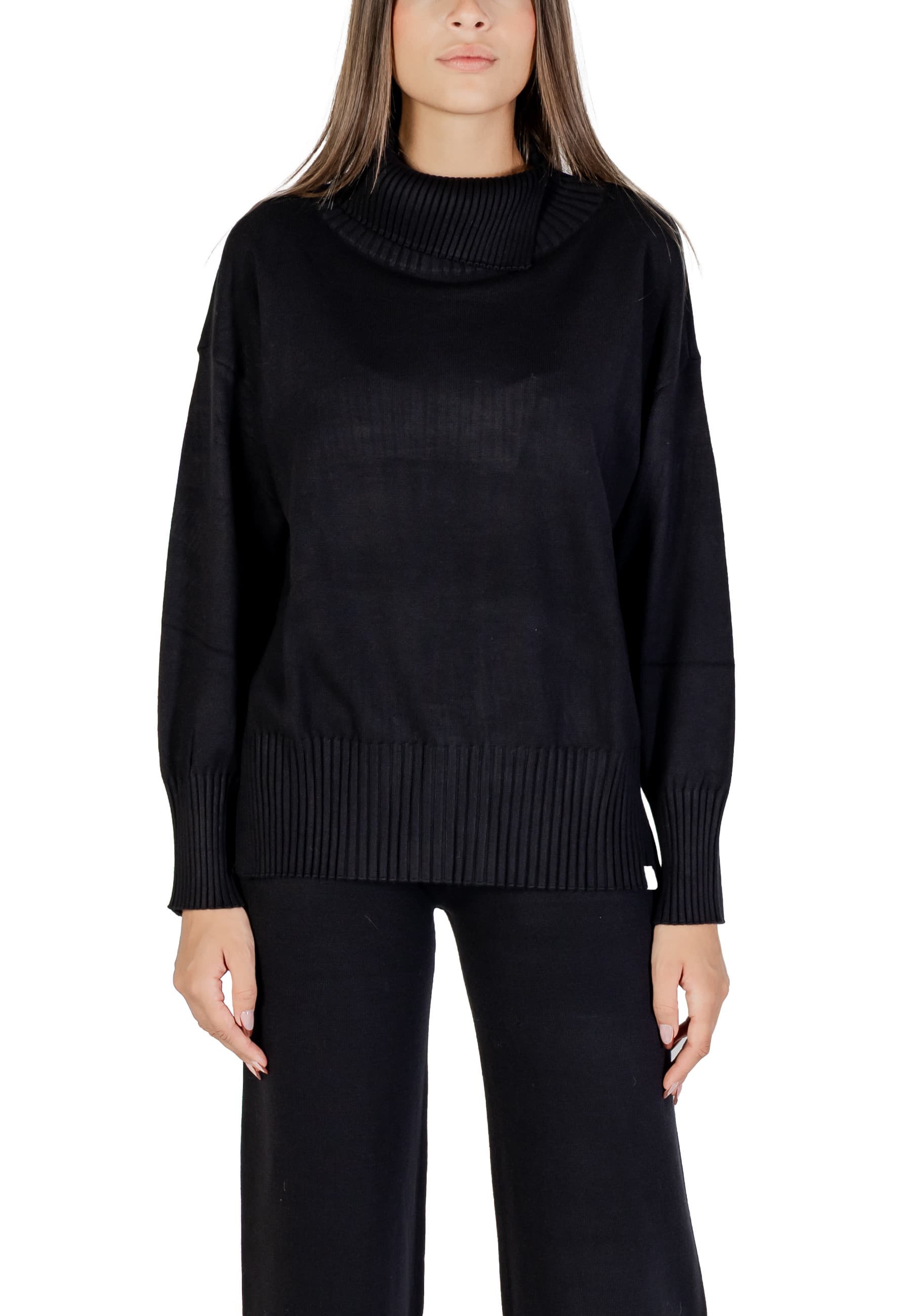 Choral  Women Knitwear