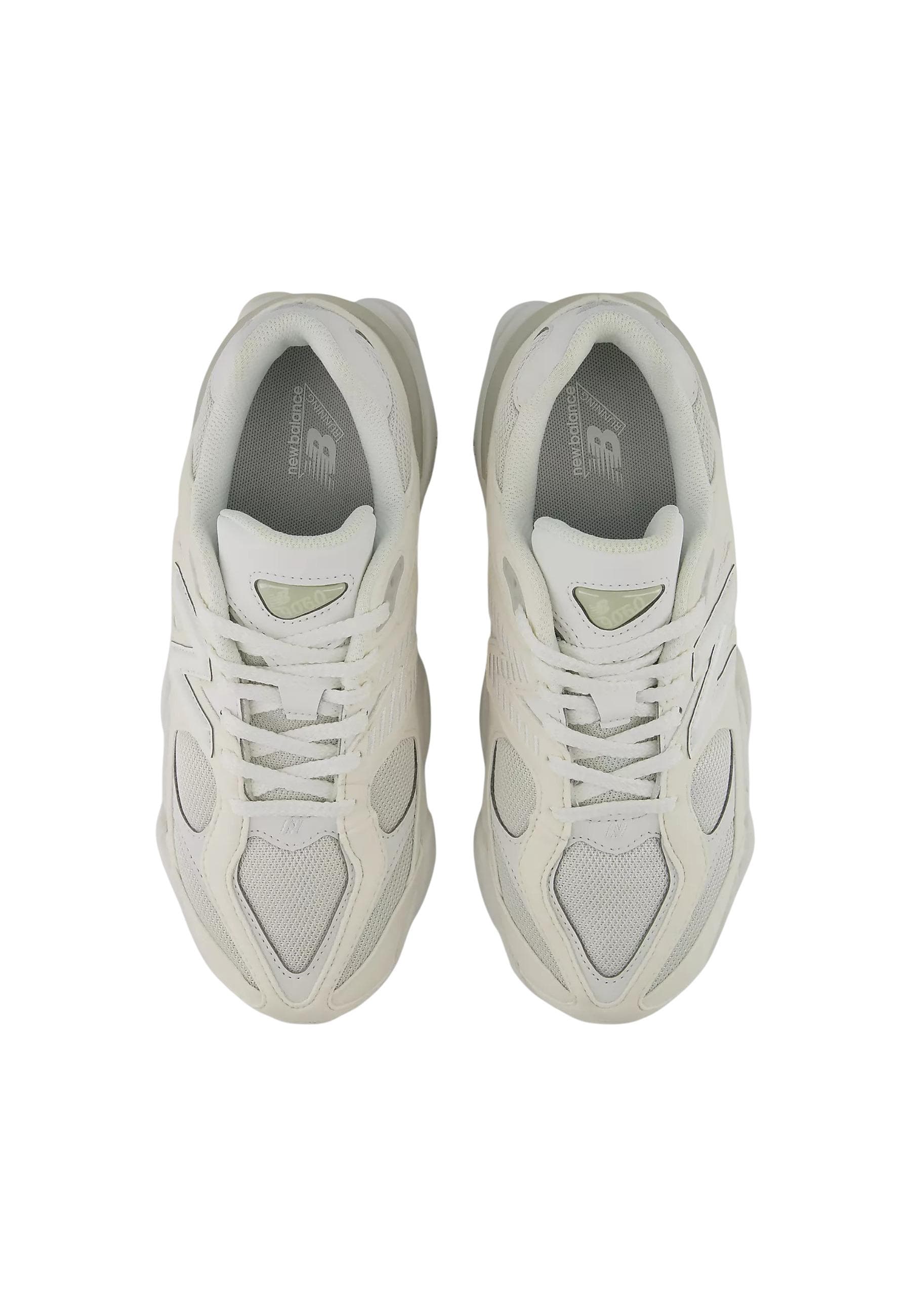 New Balance Women Sneakers
