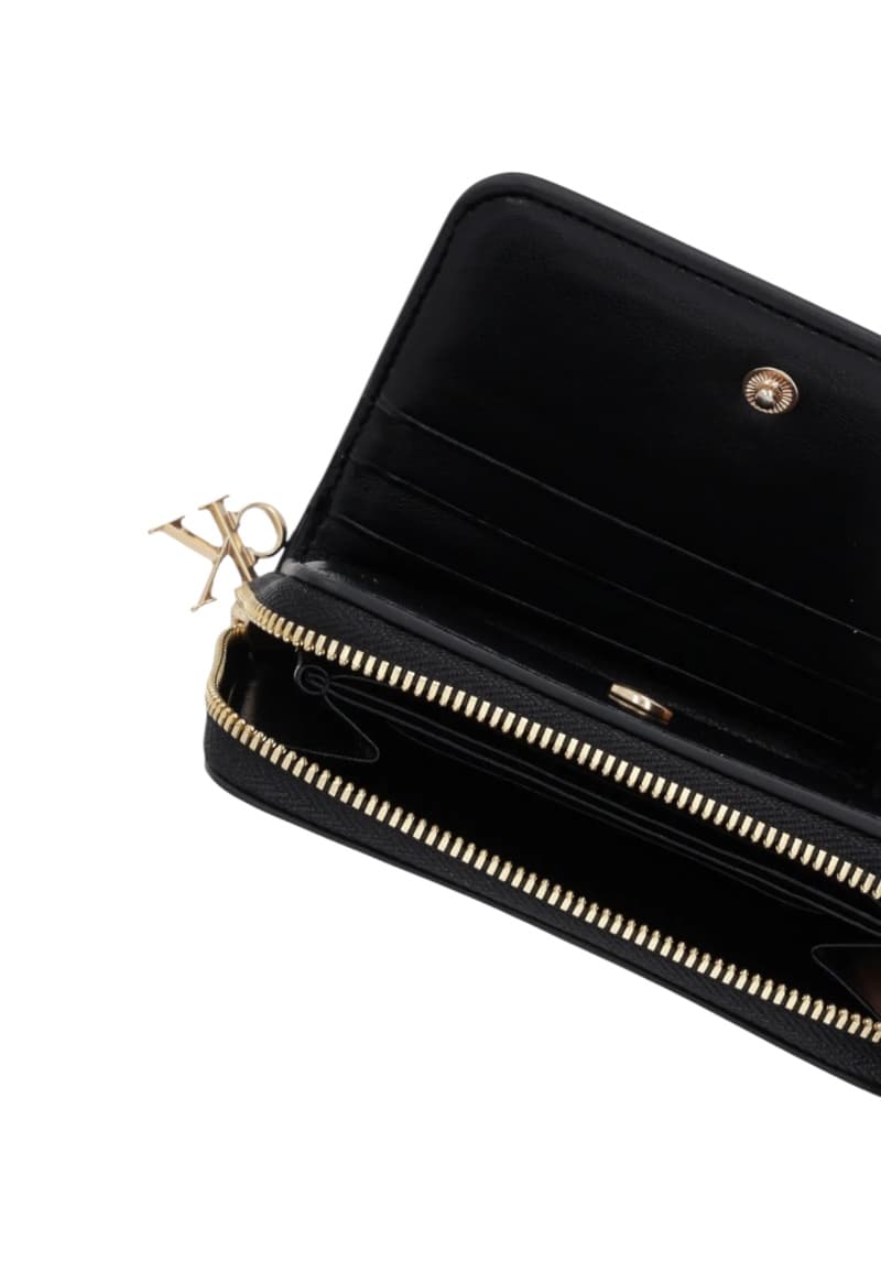 Calvin Klein  Women Wallet