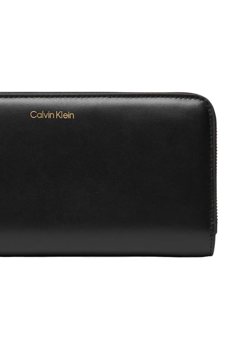 Calvin Klein  Women Wallet