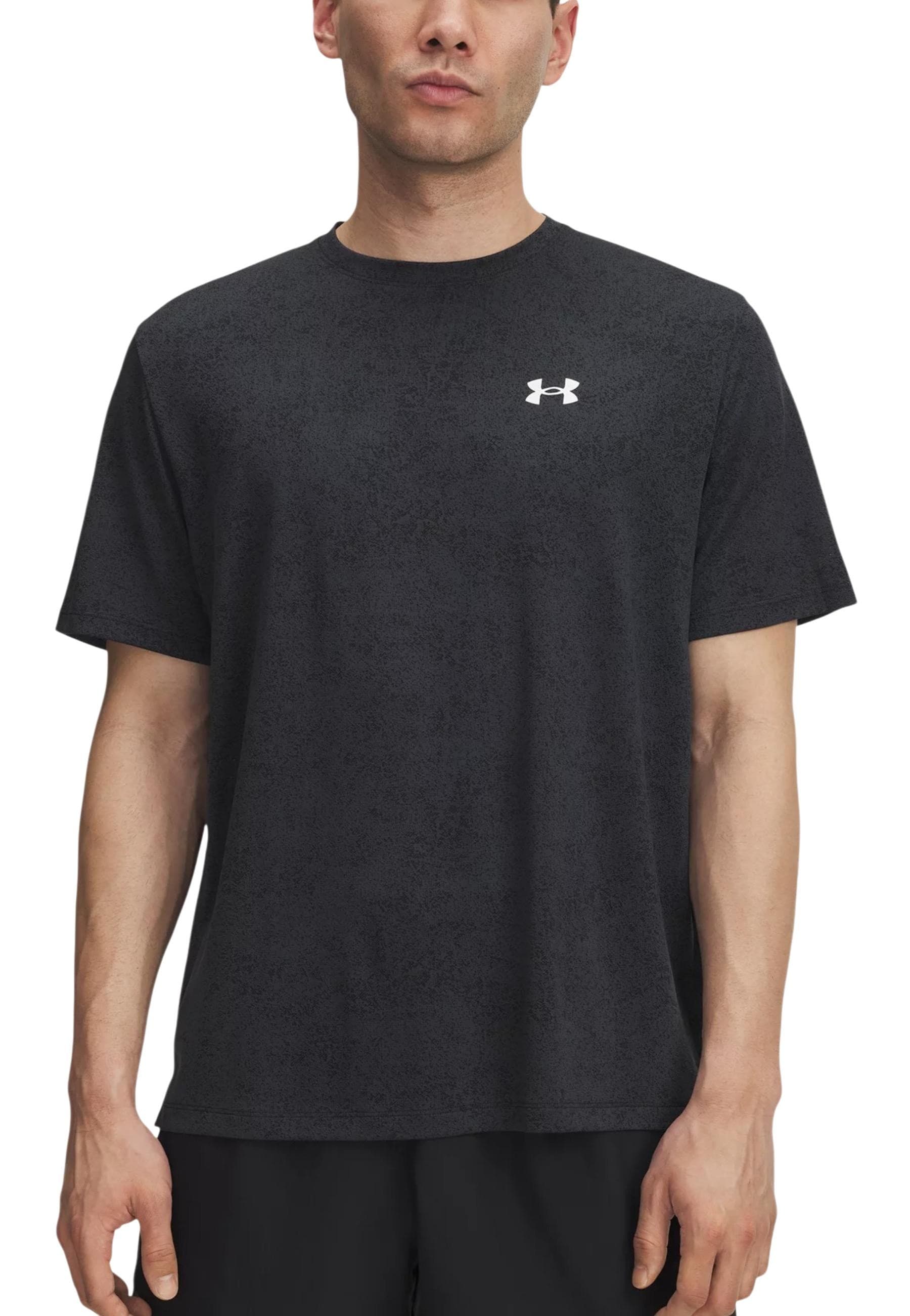 Under Armour Men T-Shirt