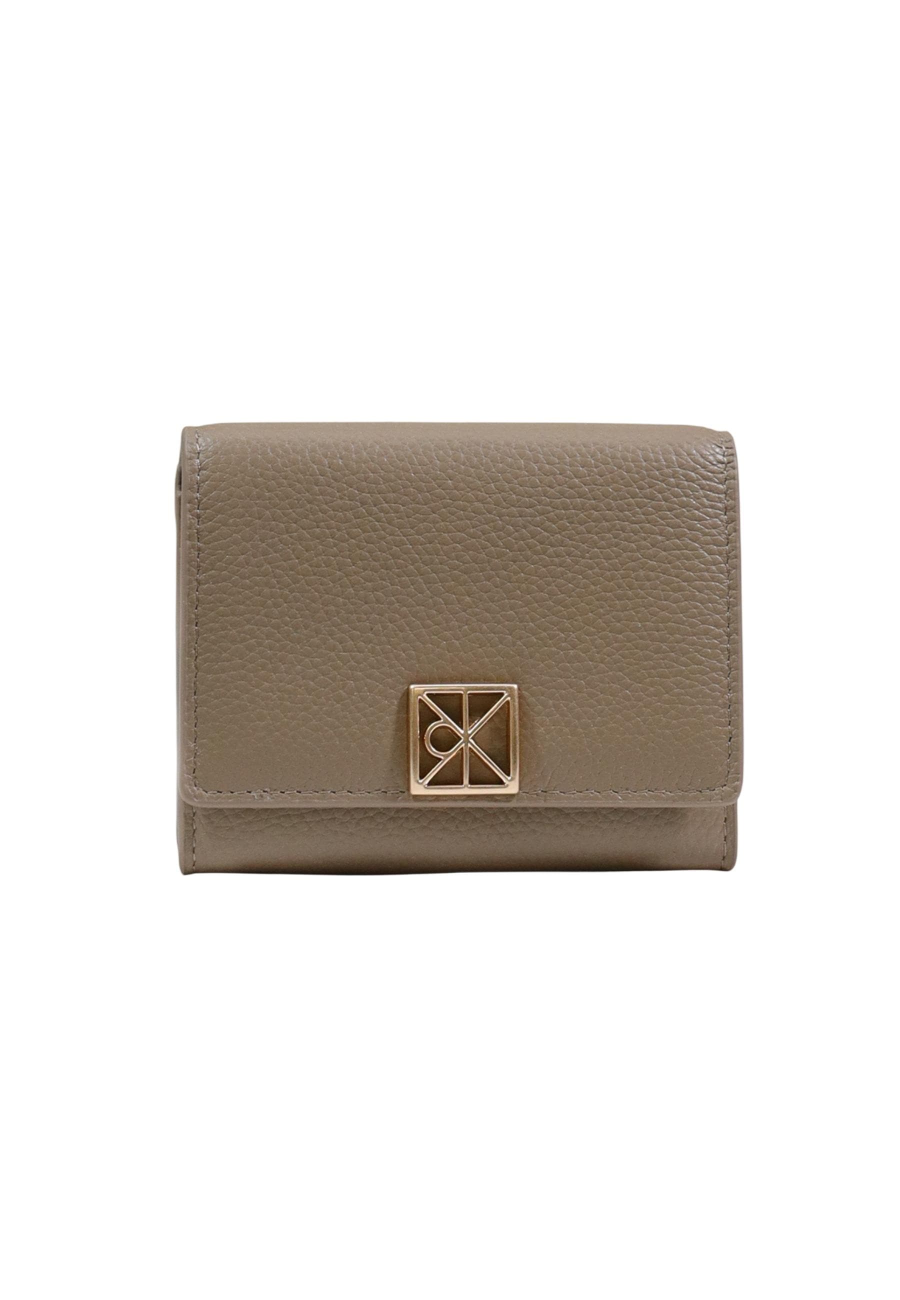 Calvin Klein  Women Wallet