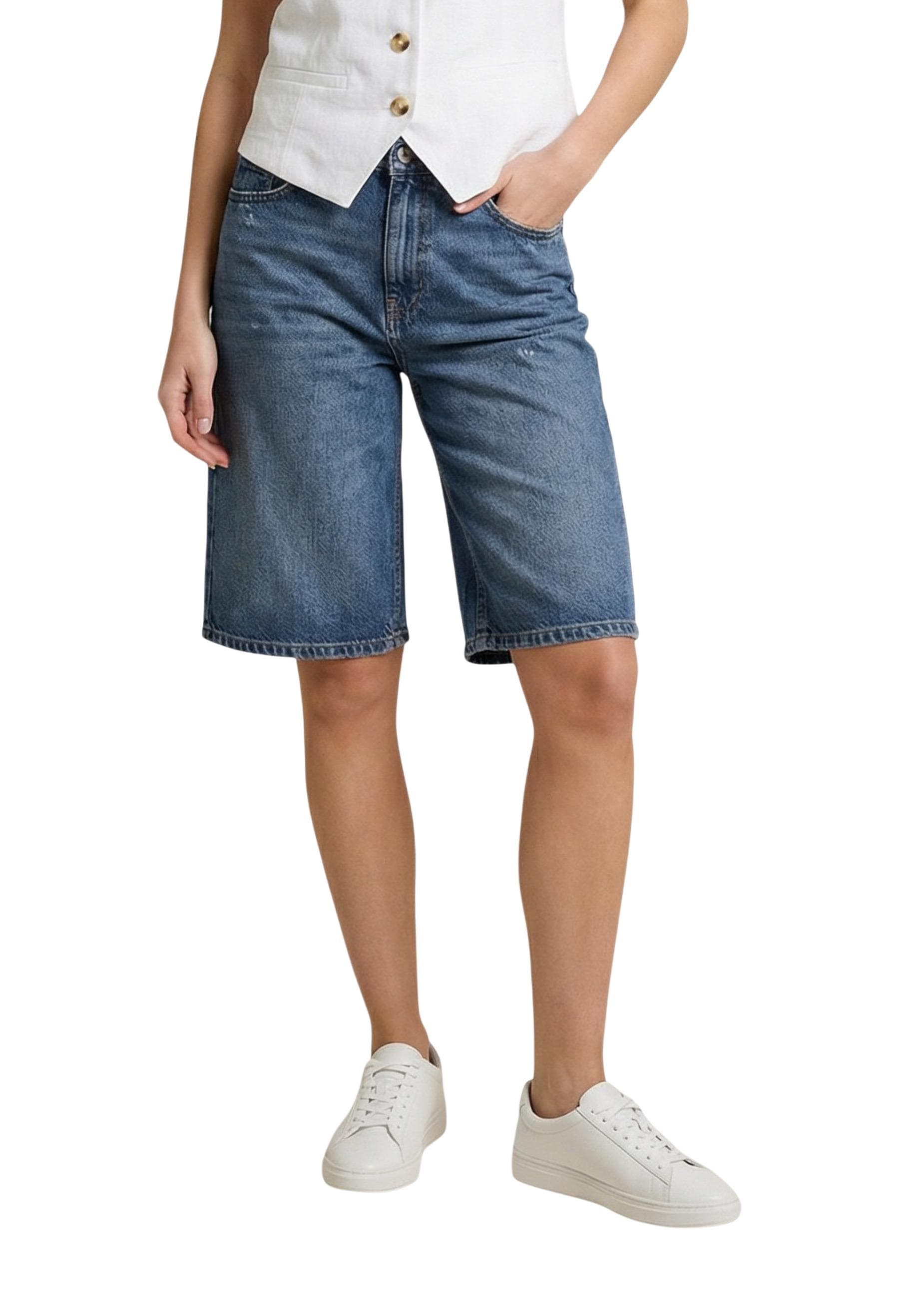 Only  Women Short