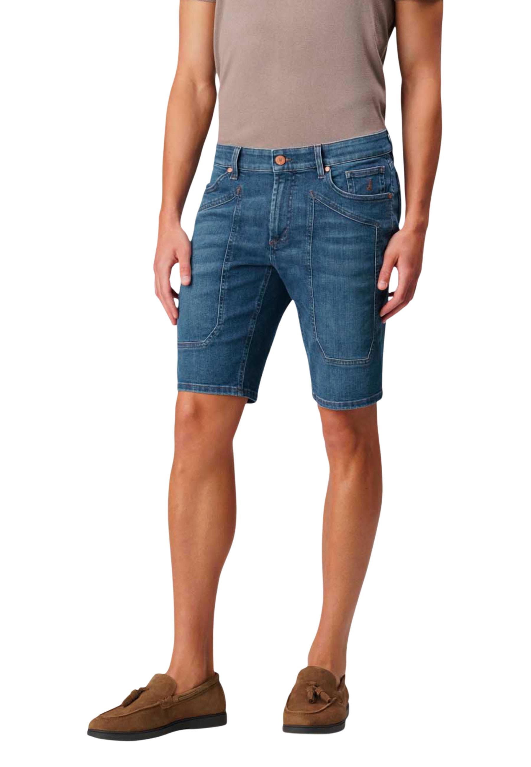 Jeckerson Men Shorts