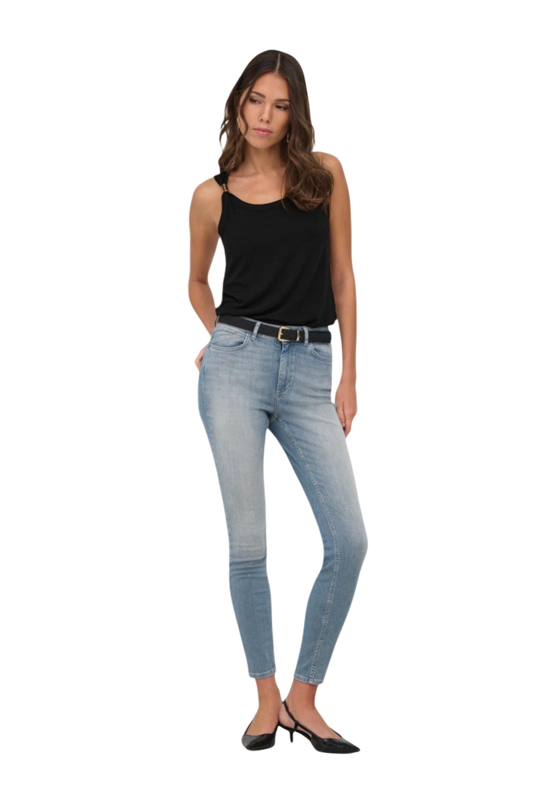 Jacqueline De Yong  Women Undershirt