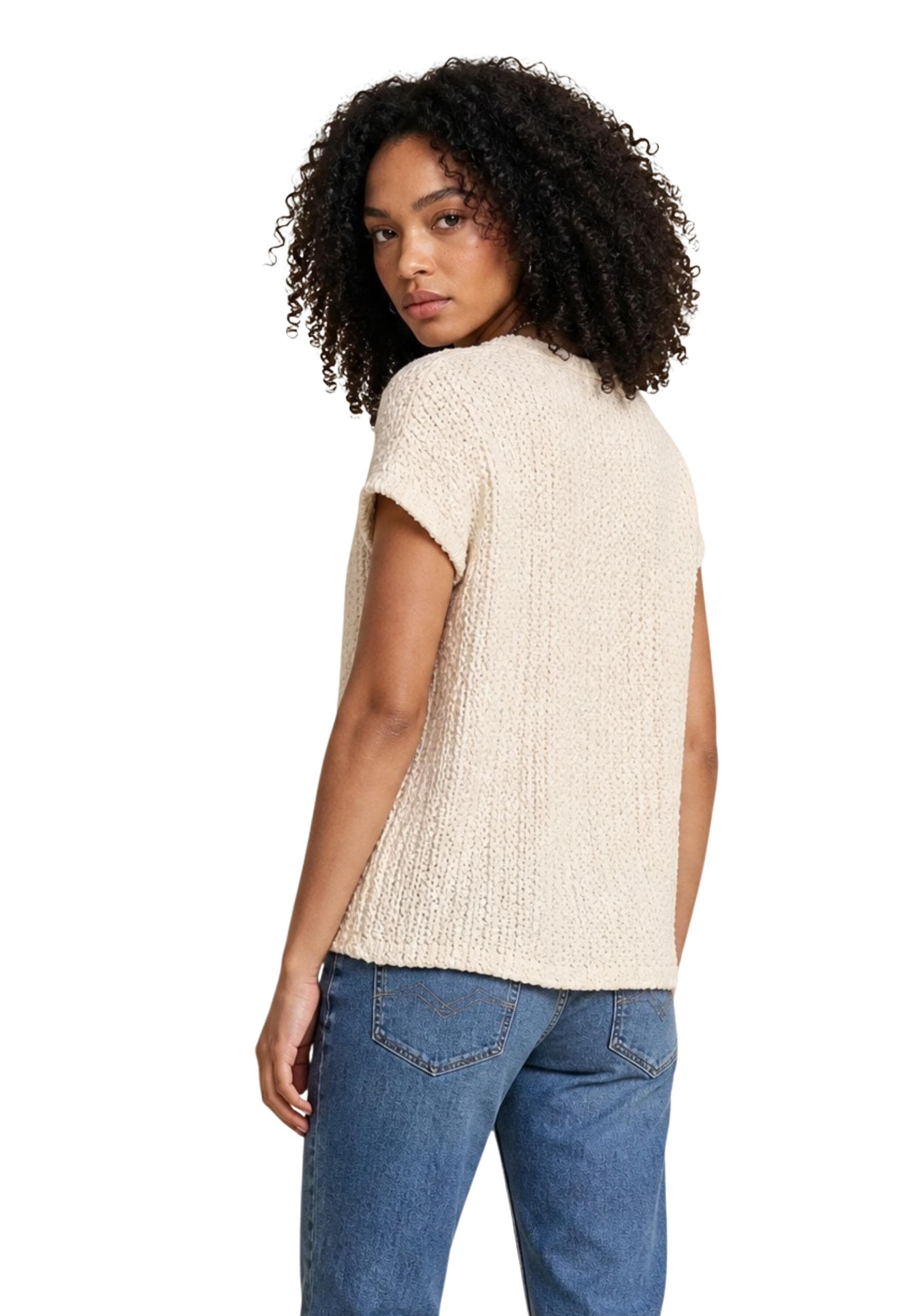 Levi`s  Women T-Shirt