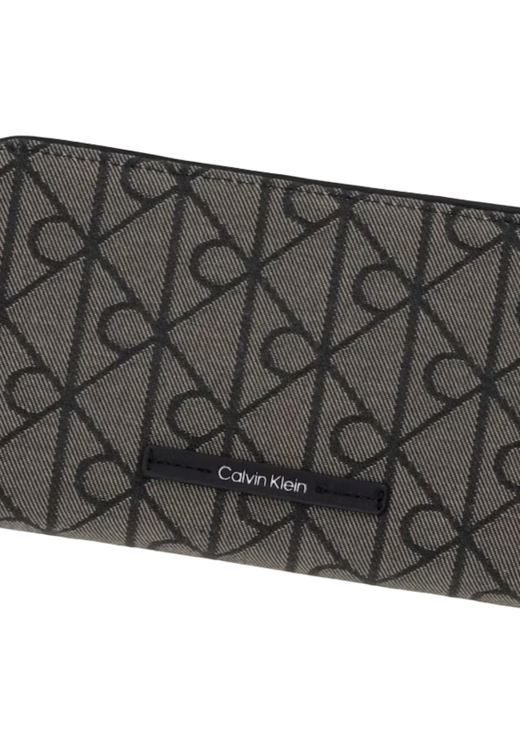 Calvin Klein  Women Wallet