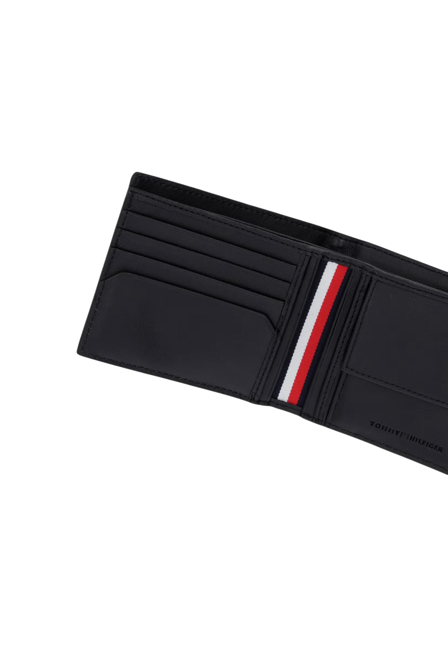 Tommy Hilfiger Men Wallet