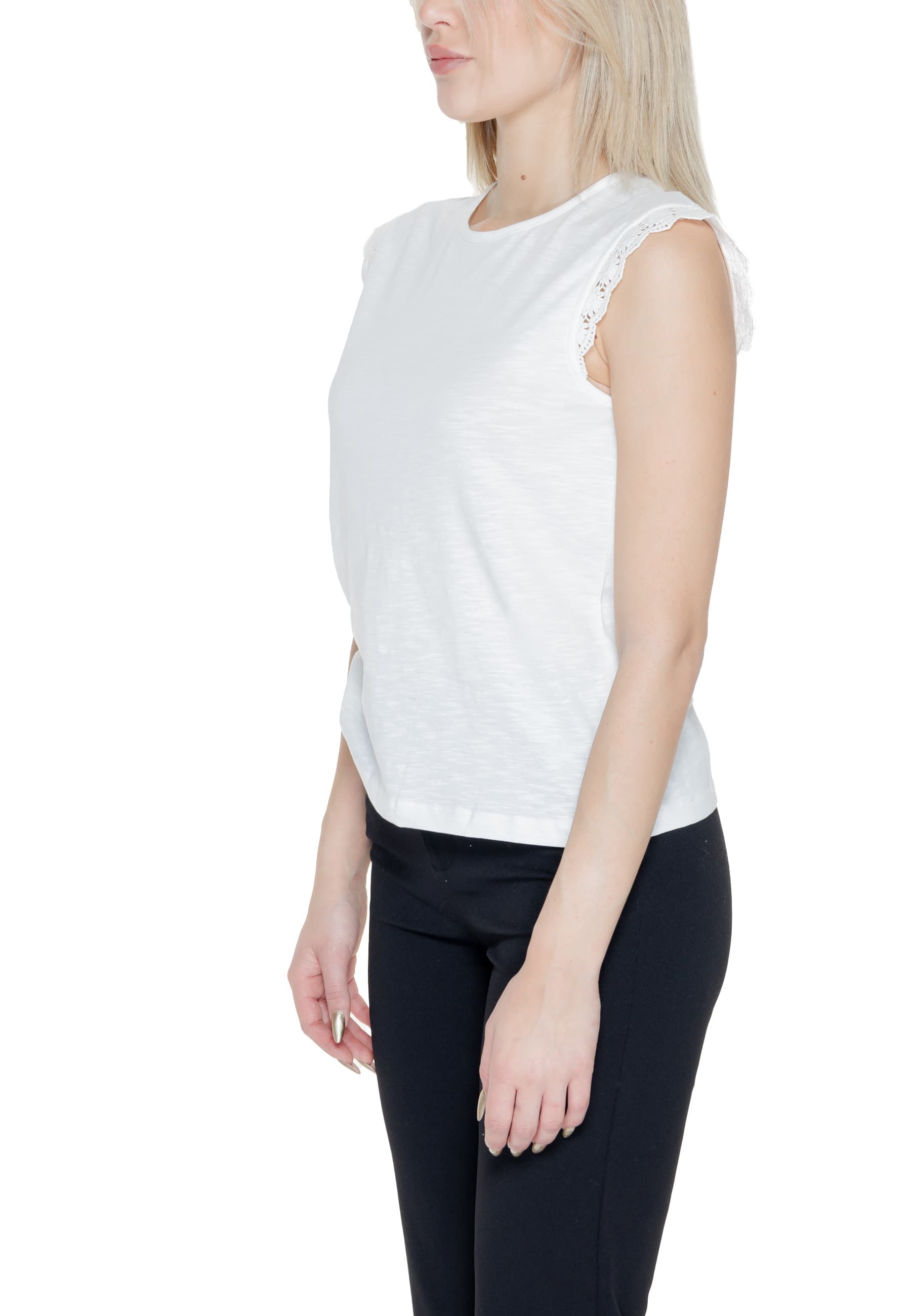 Jacqueline De Yong  Women Undershirt