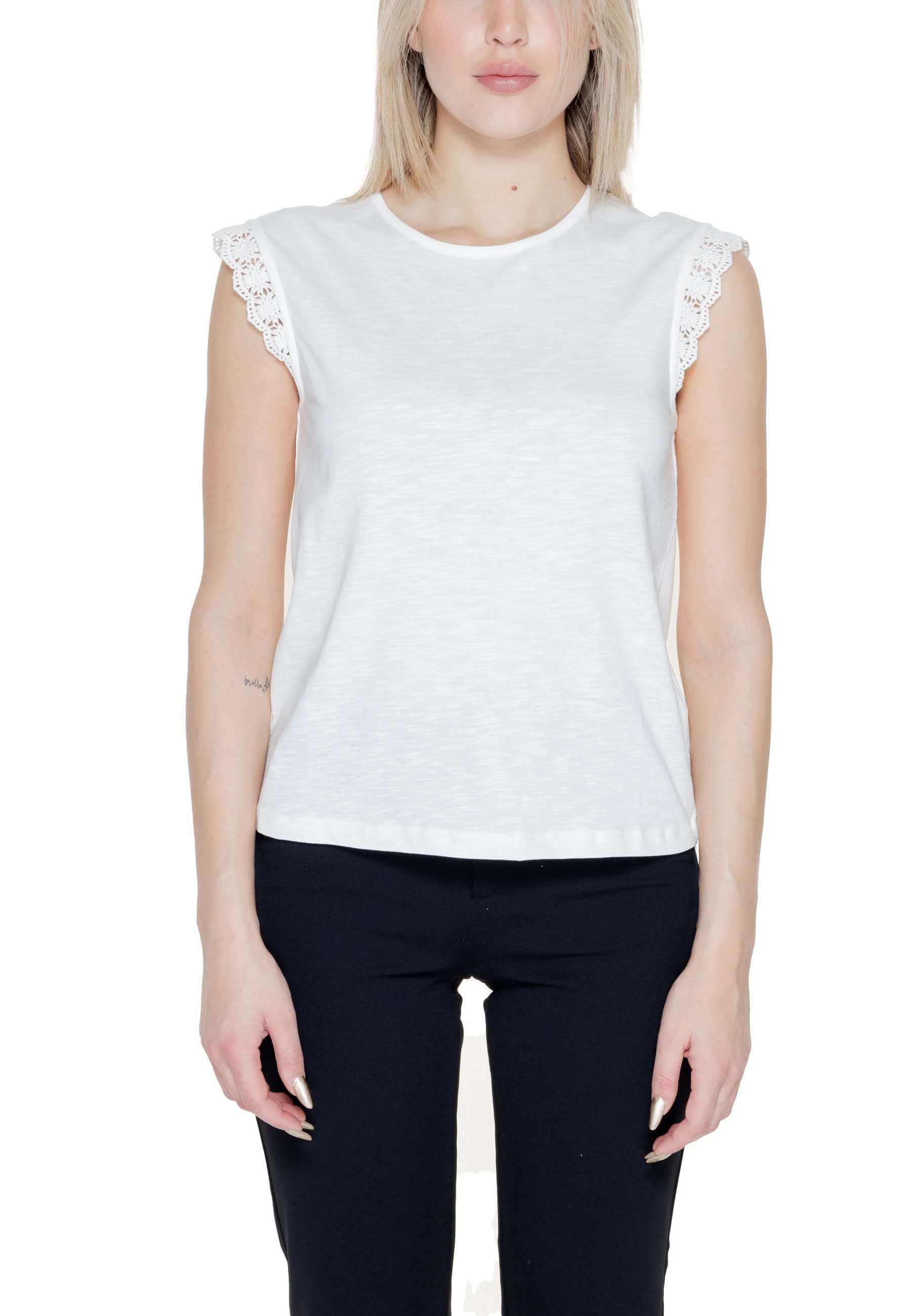 Jacqueline De Yong  Women Undershirt