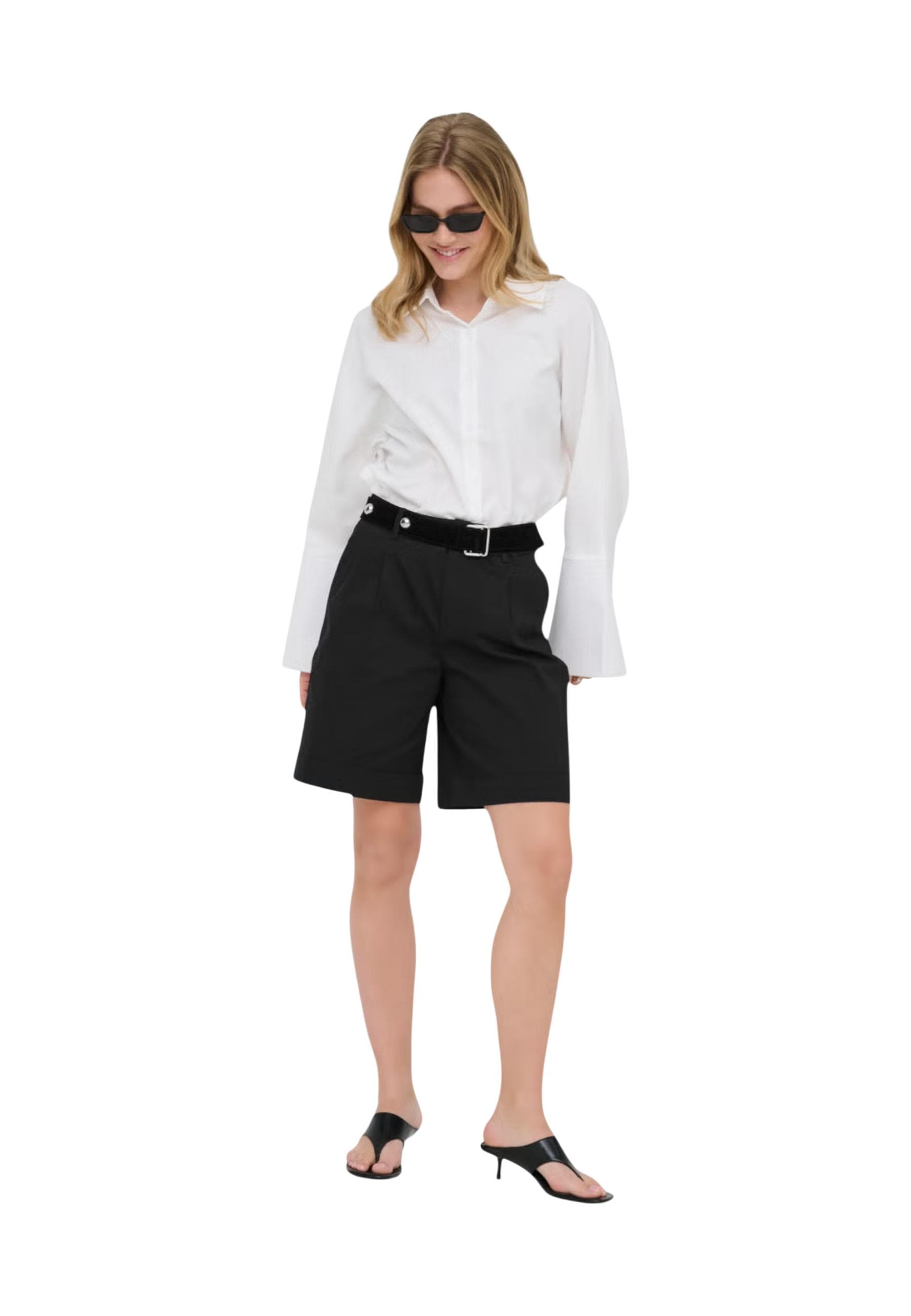 Jacqueline De Yong  Women Short