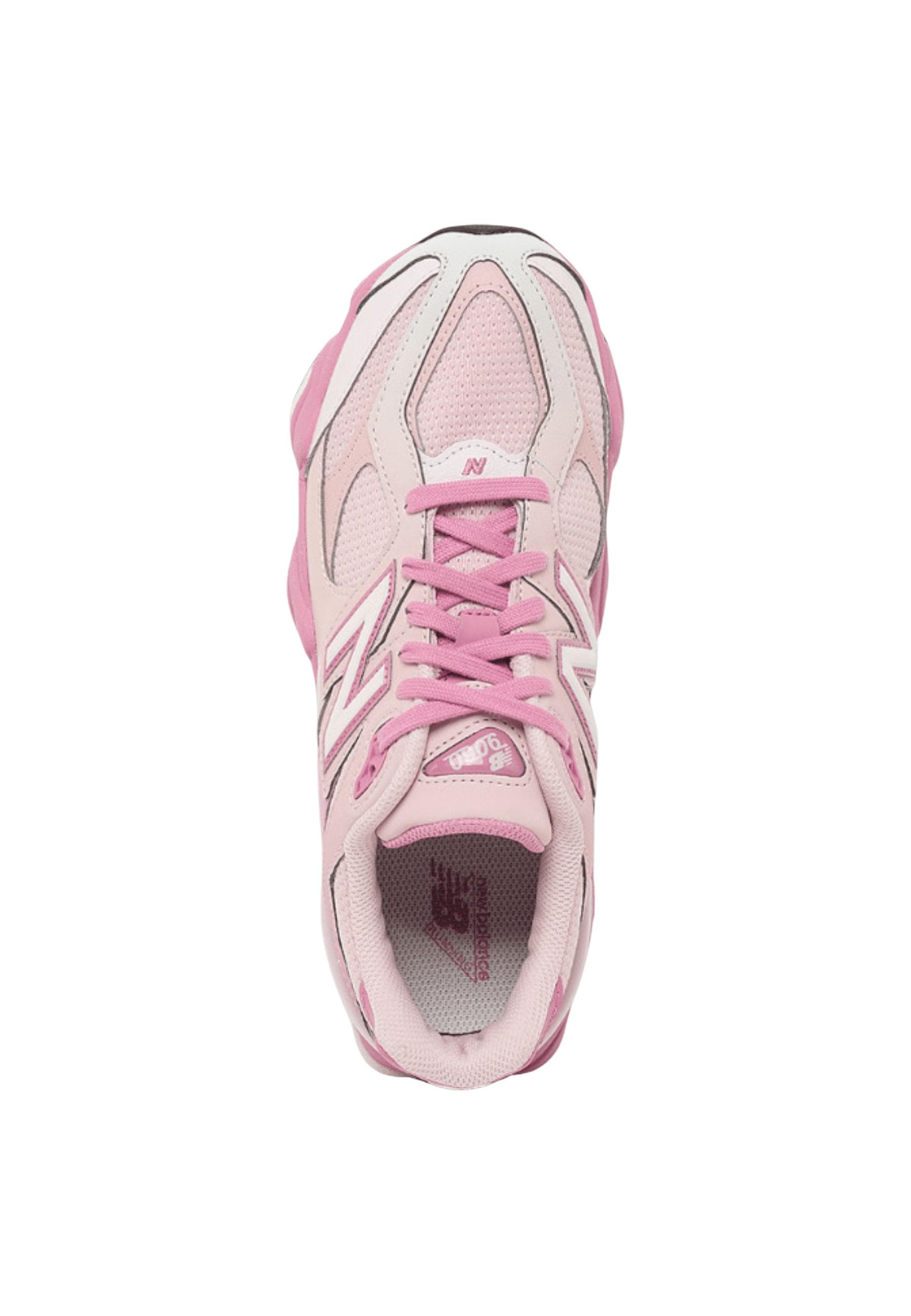 New Balance Women Sneakers