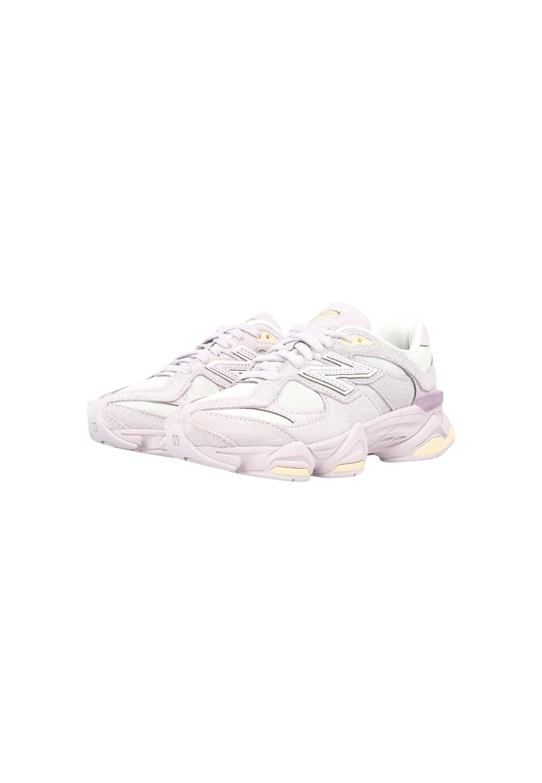 New Balance Women Sneakers