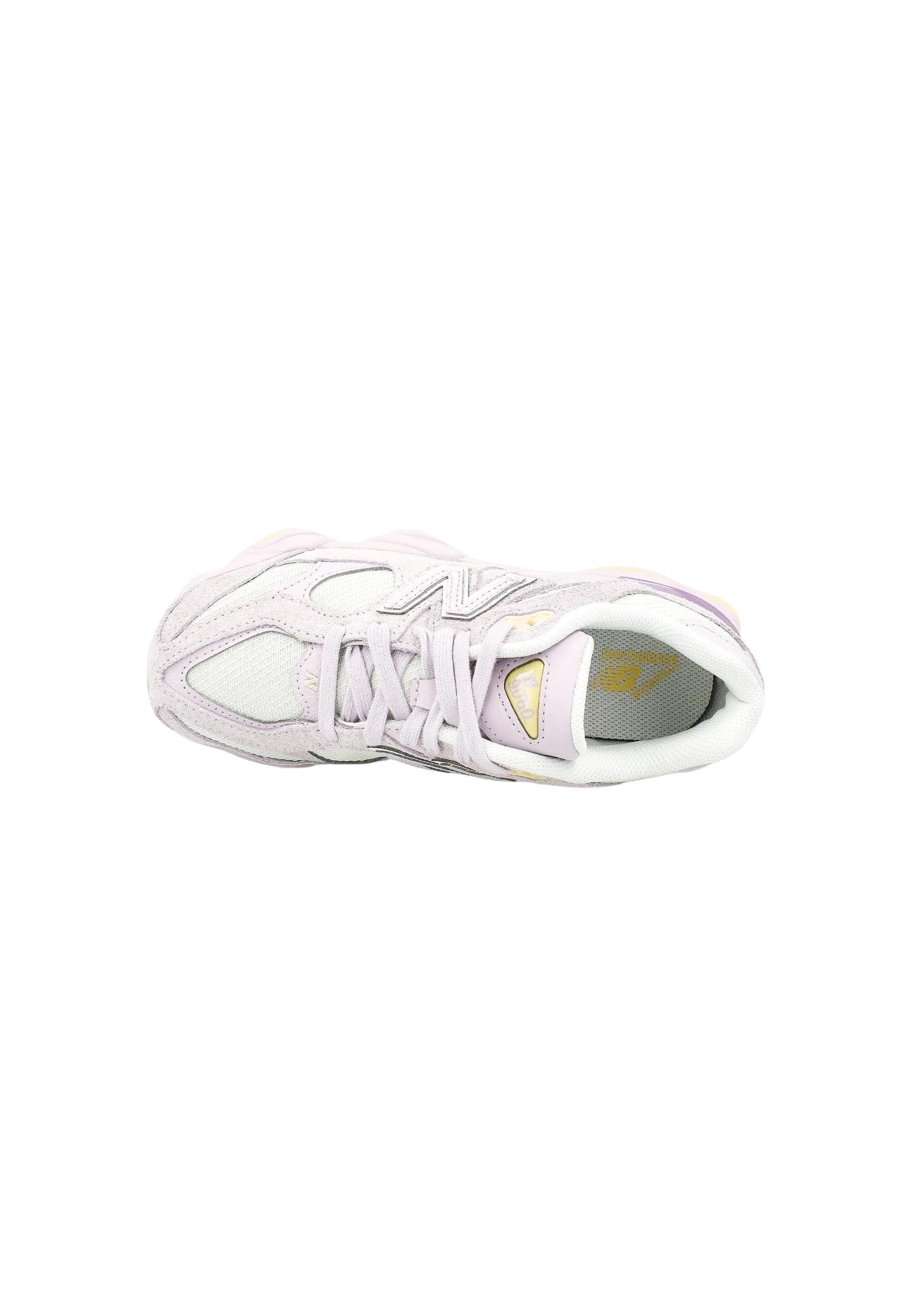 New Balance Women Sneakers
