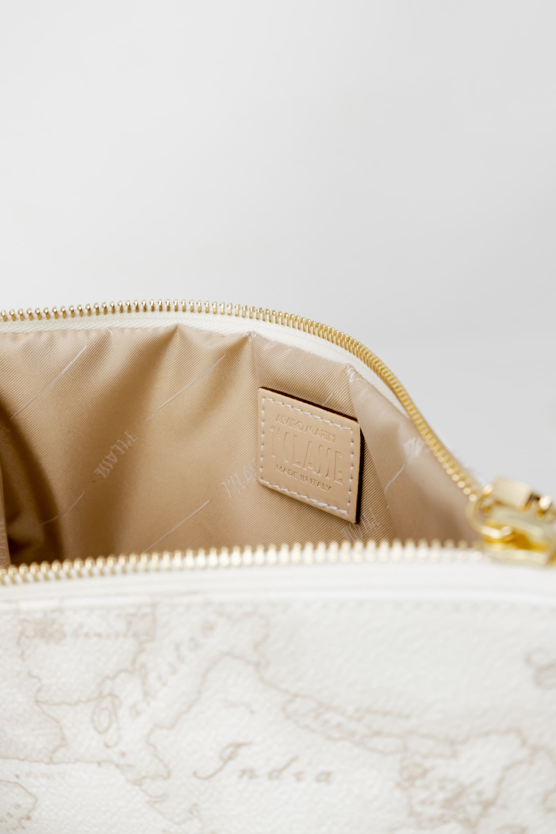 Alviero Martini Prima Classe  Women Bag
