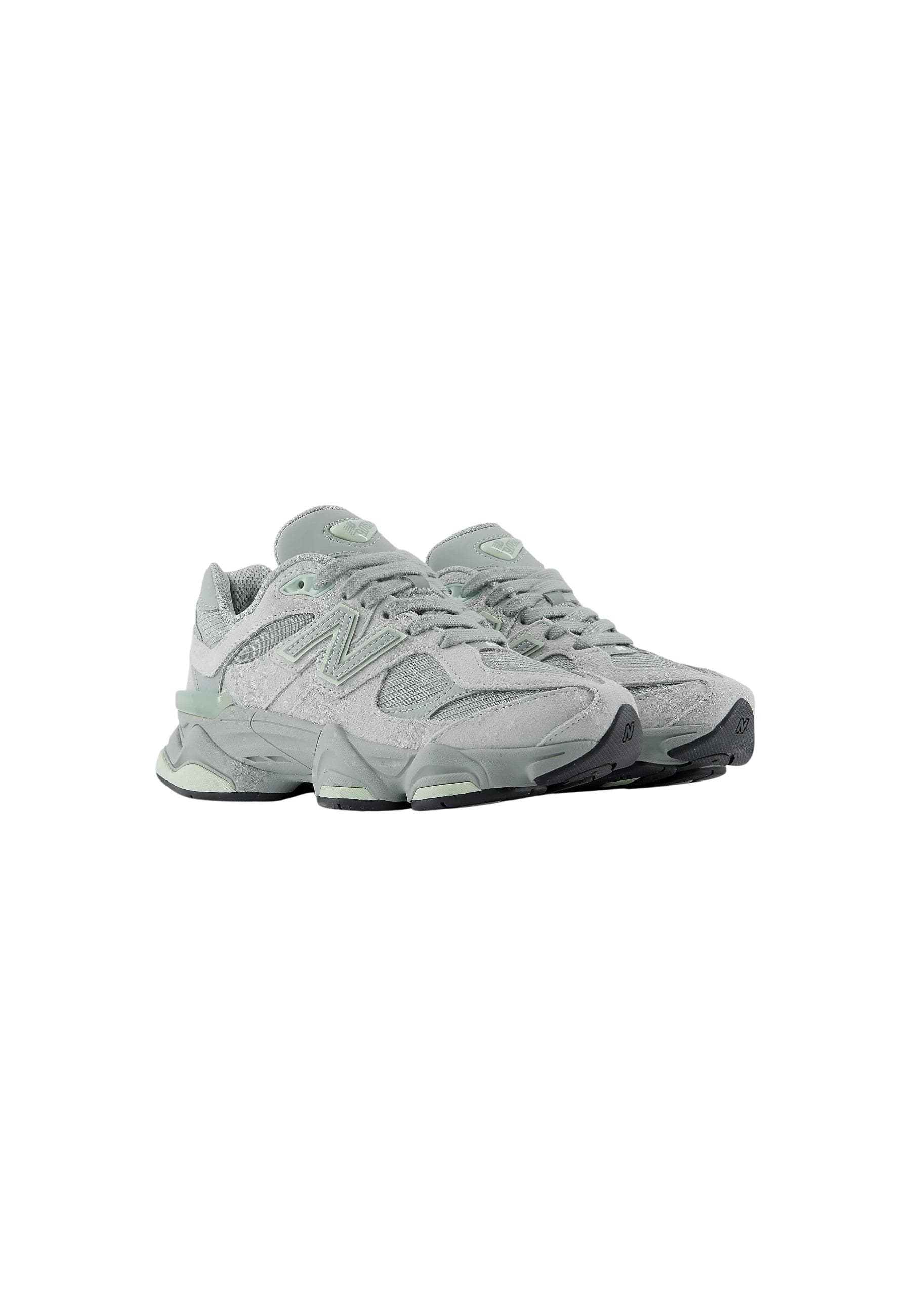New Balance Women Sneakers