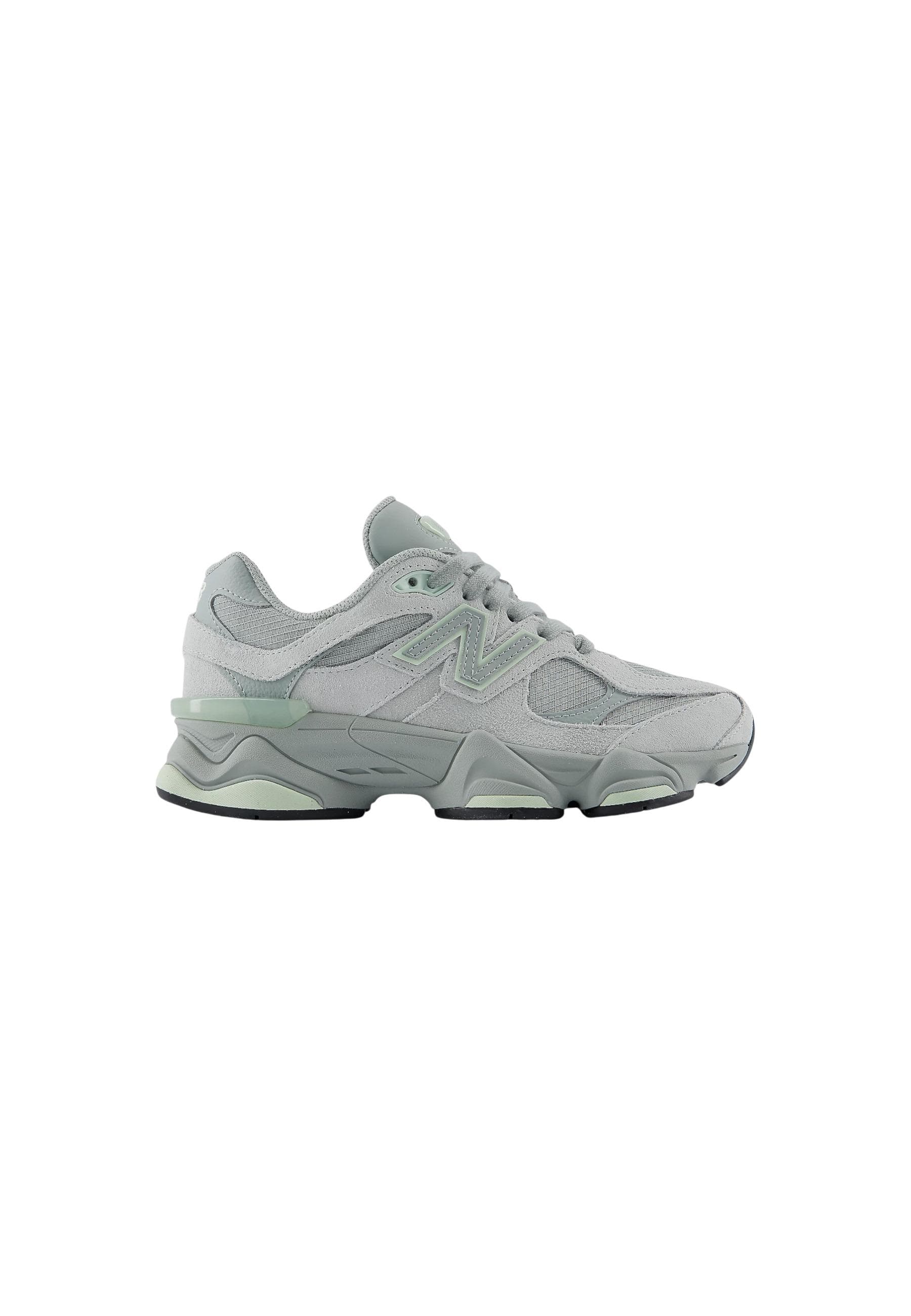 New Balance Women Sneakers