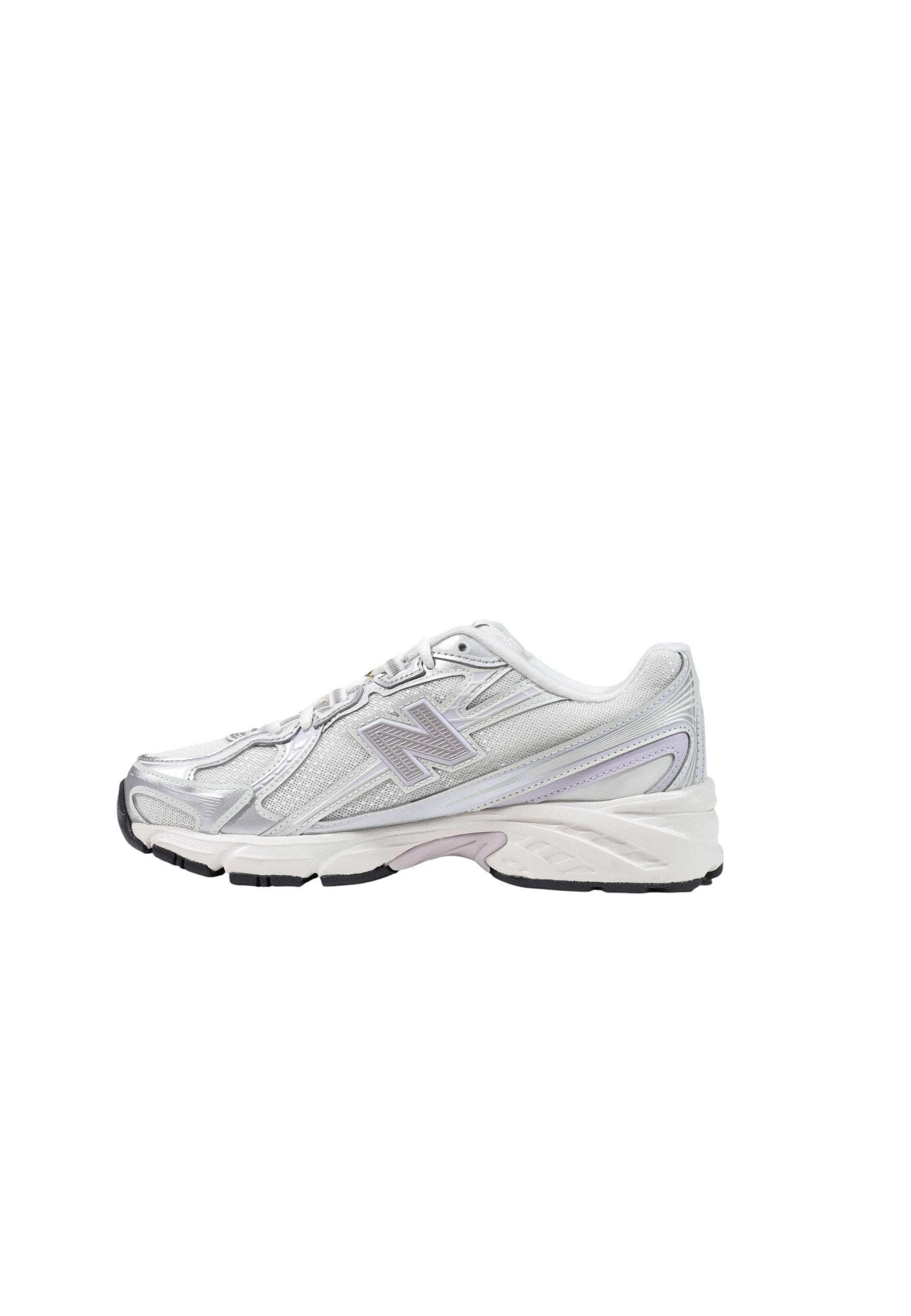 New Balance Women Sneakers