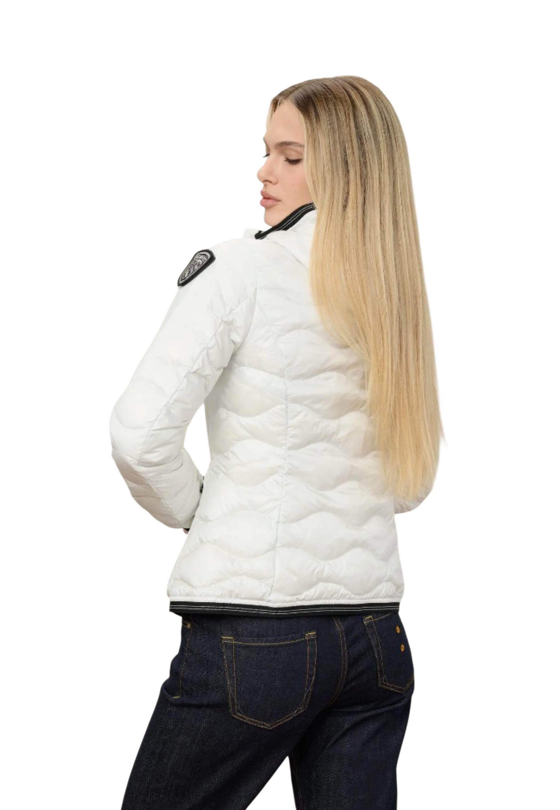 Blauer Blauer. Women Blazer