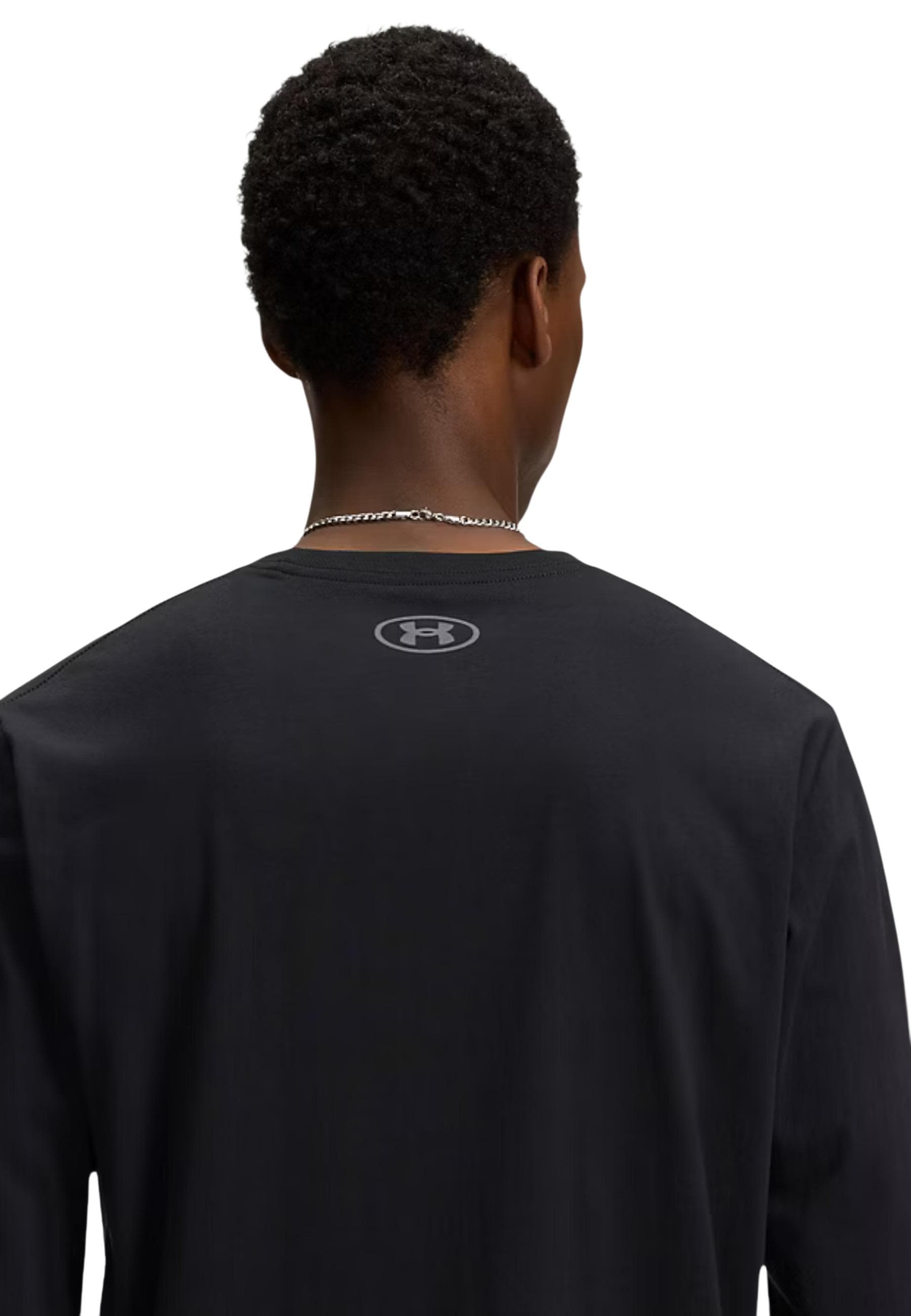Under Armour Men T-Shirt