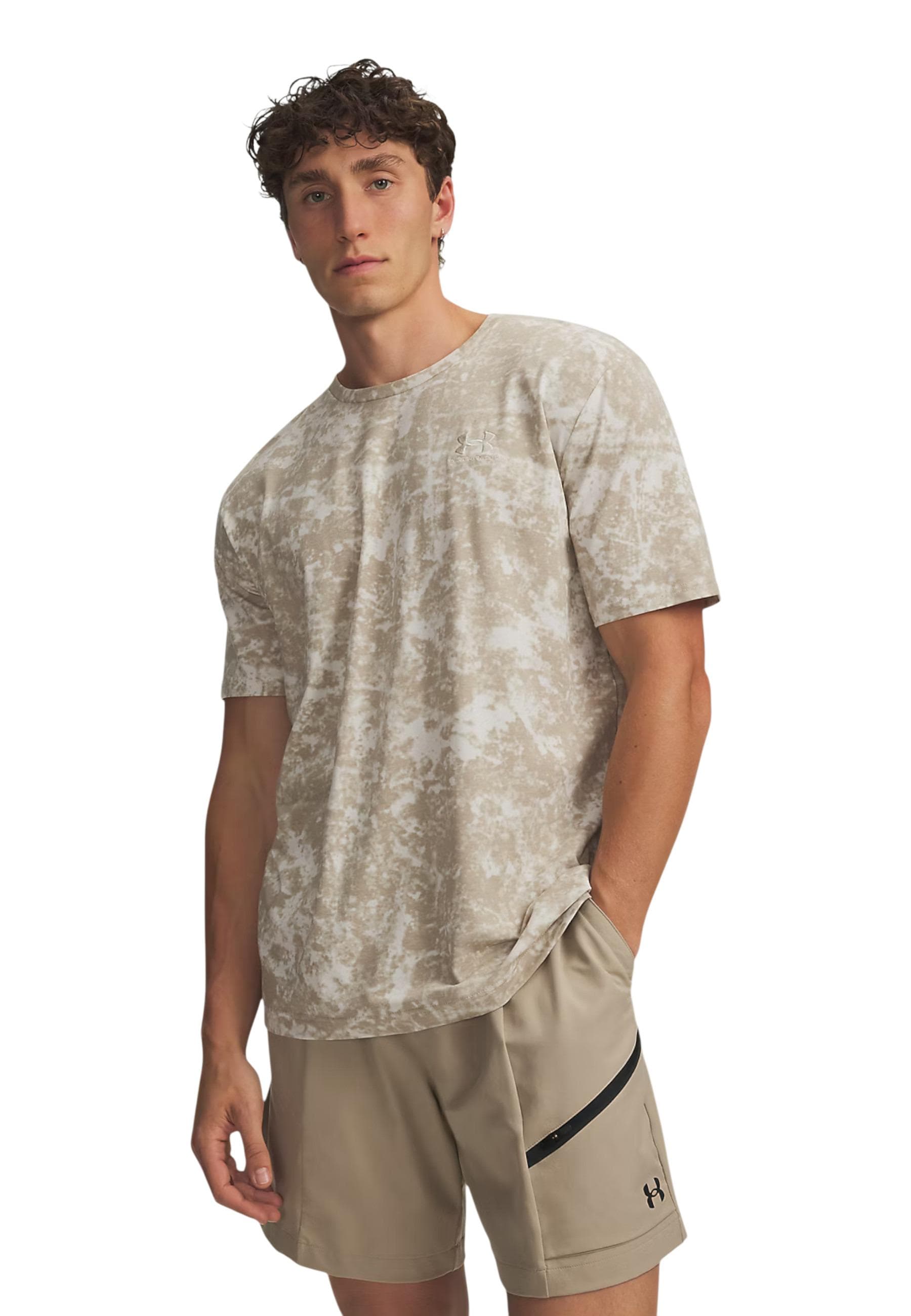 Under Armour Men T-Shirt