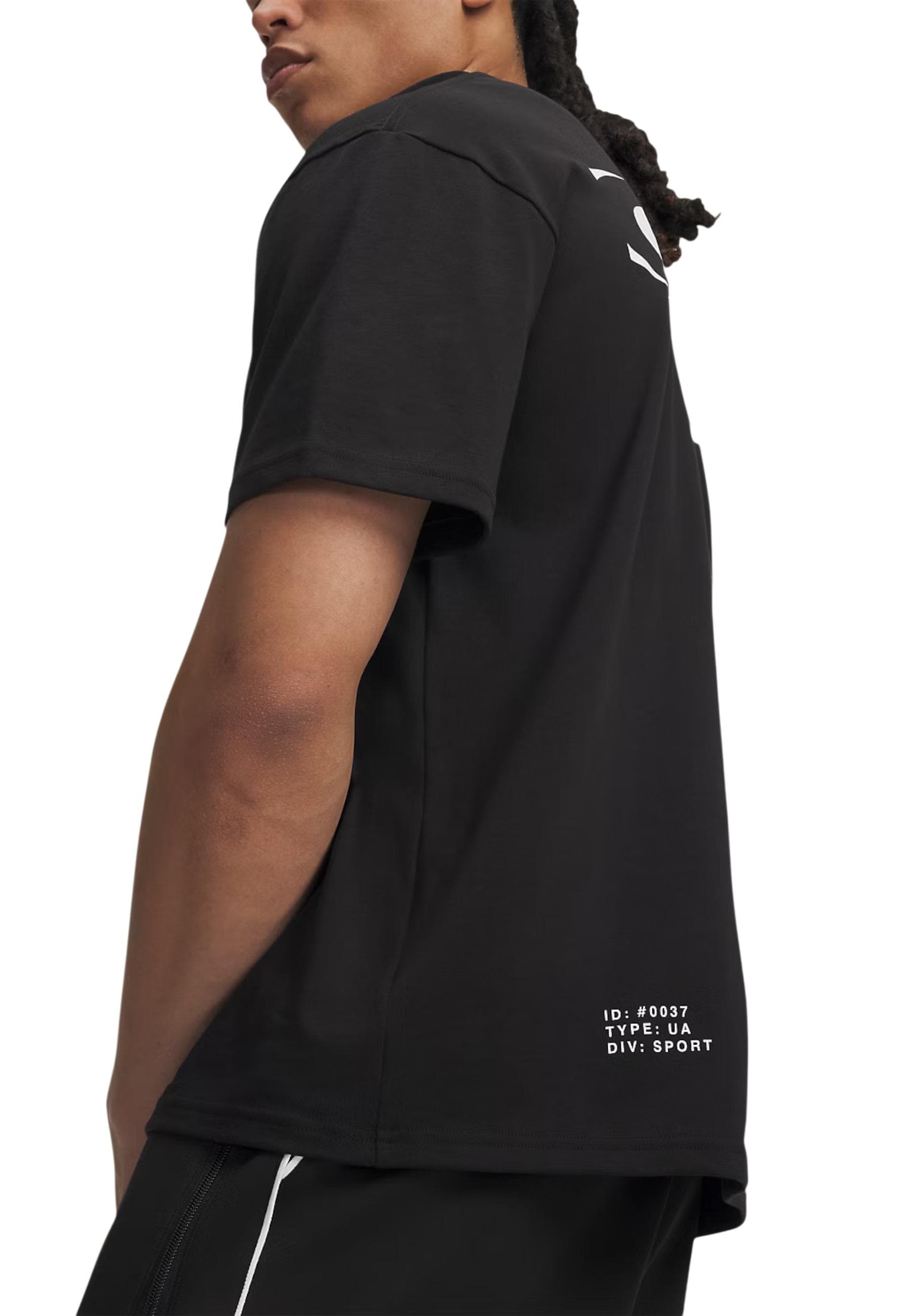 Under Armour Men T-Shirt