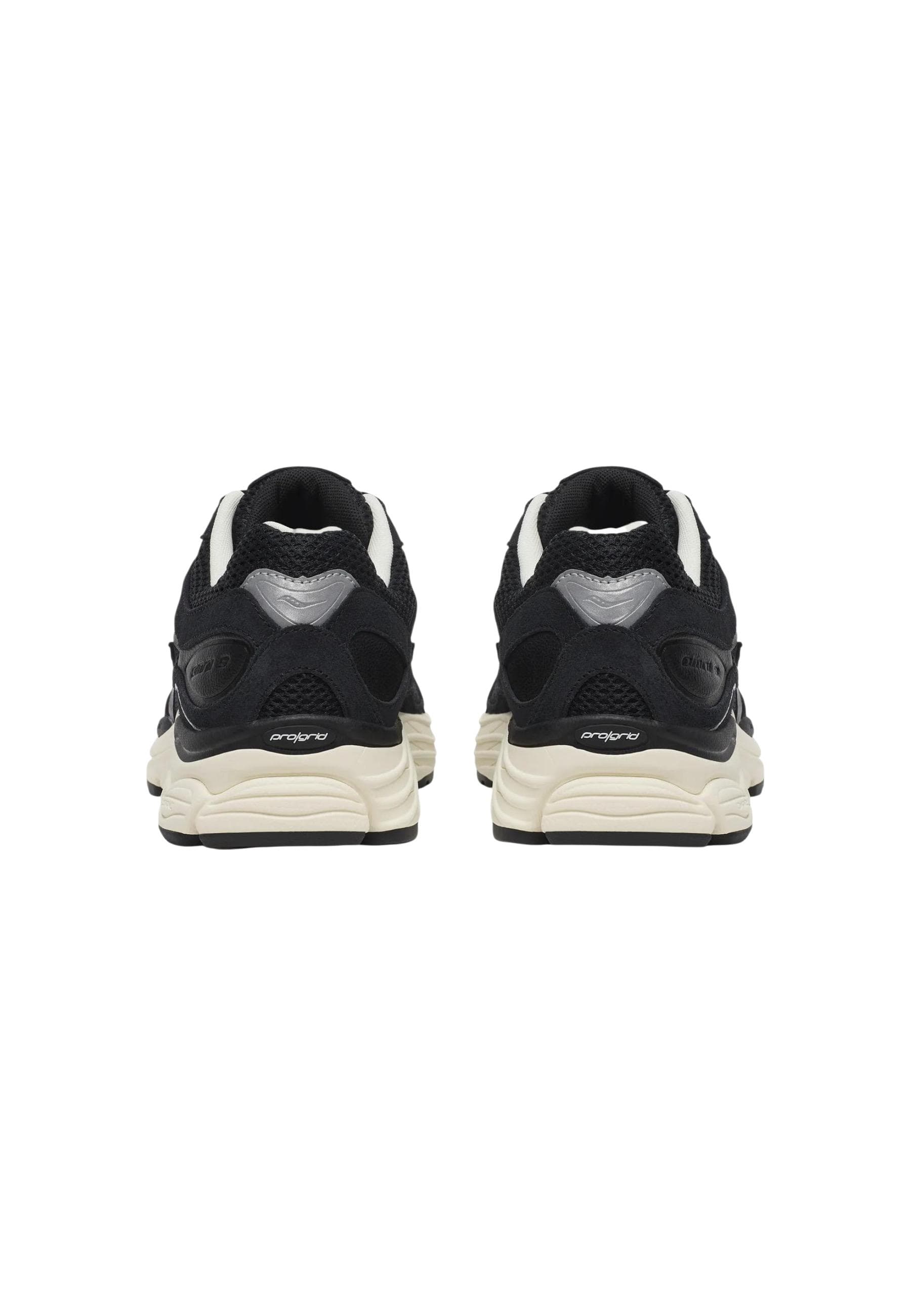 Saucony Men Sneakers