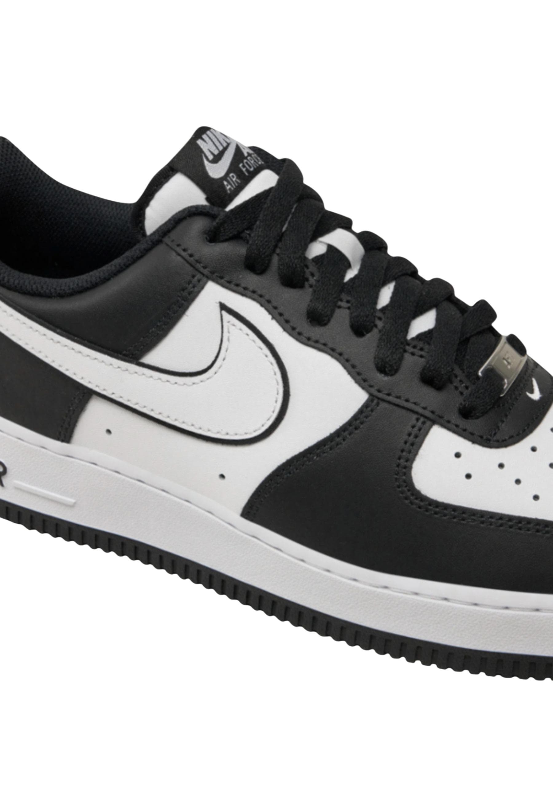 Nike Men Sneakers