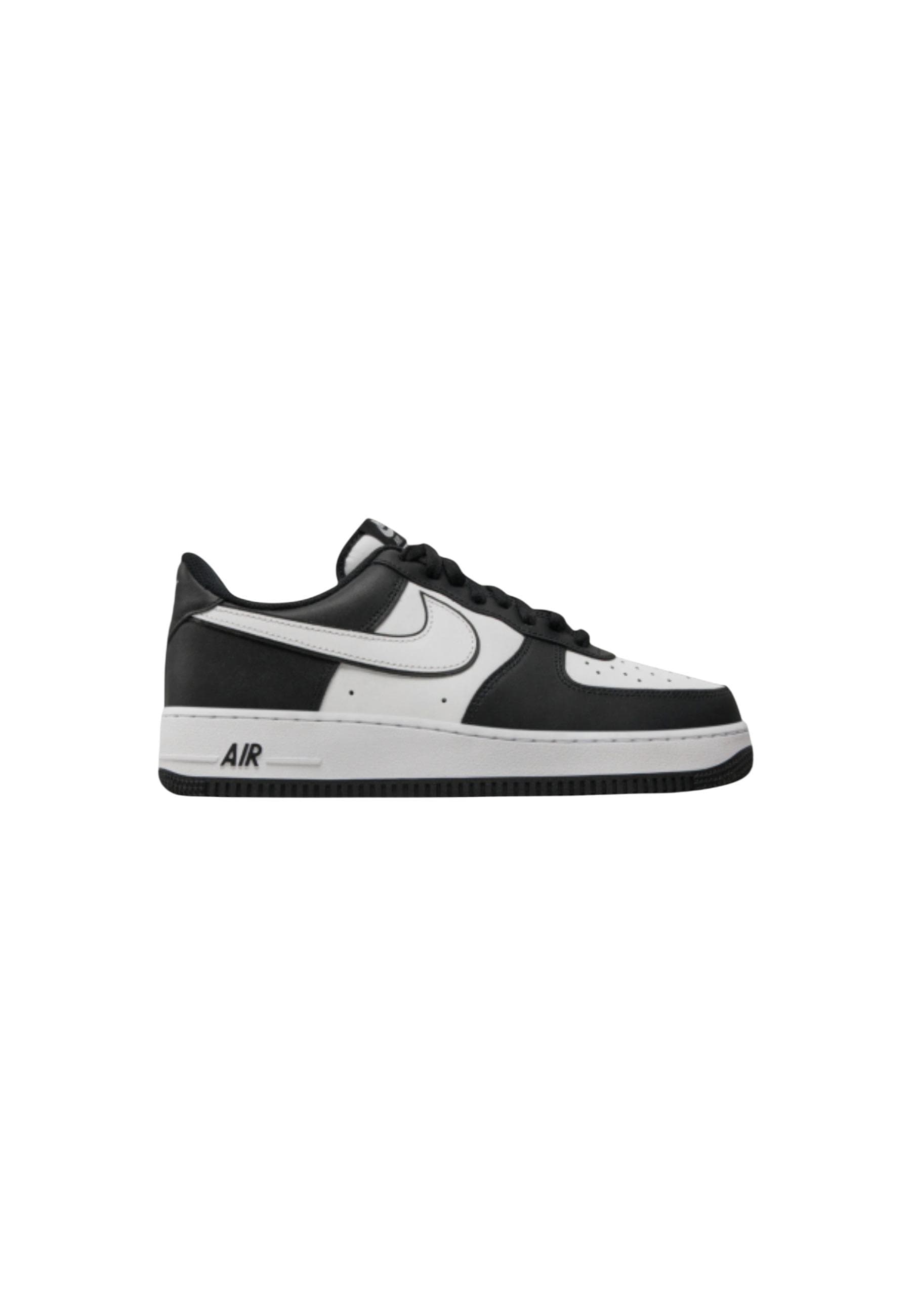 Nike Men Sneakers