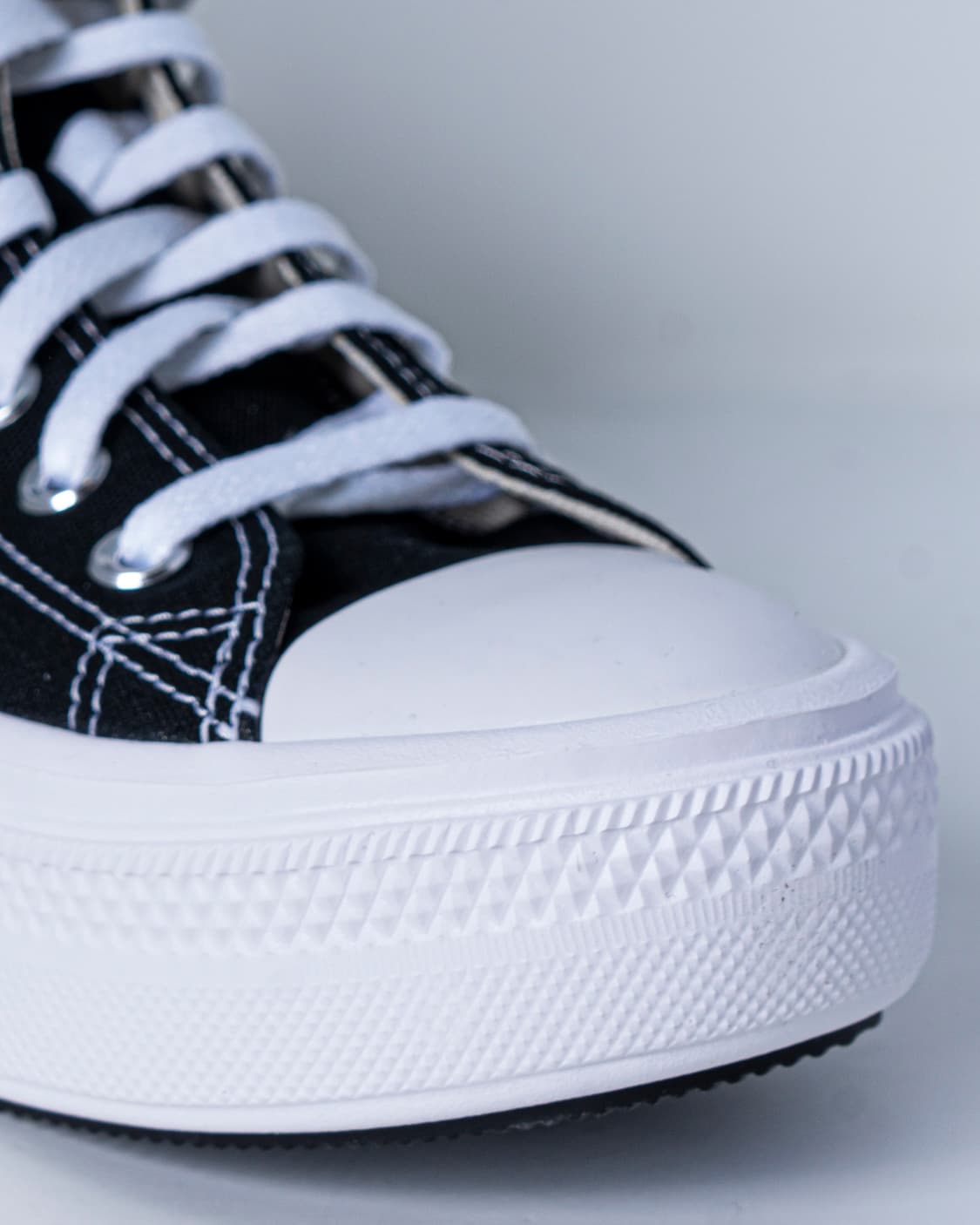 Converse Women Sneakers