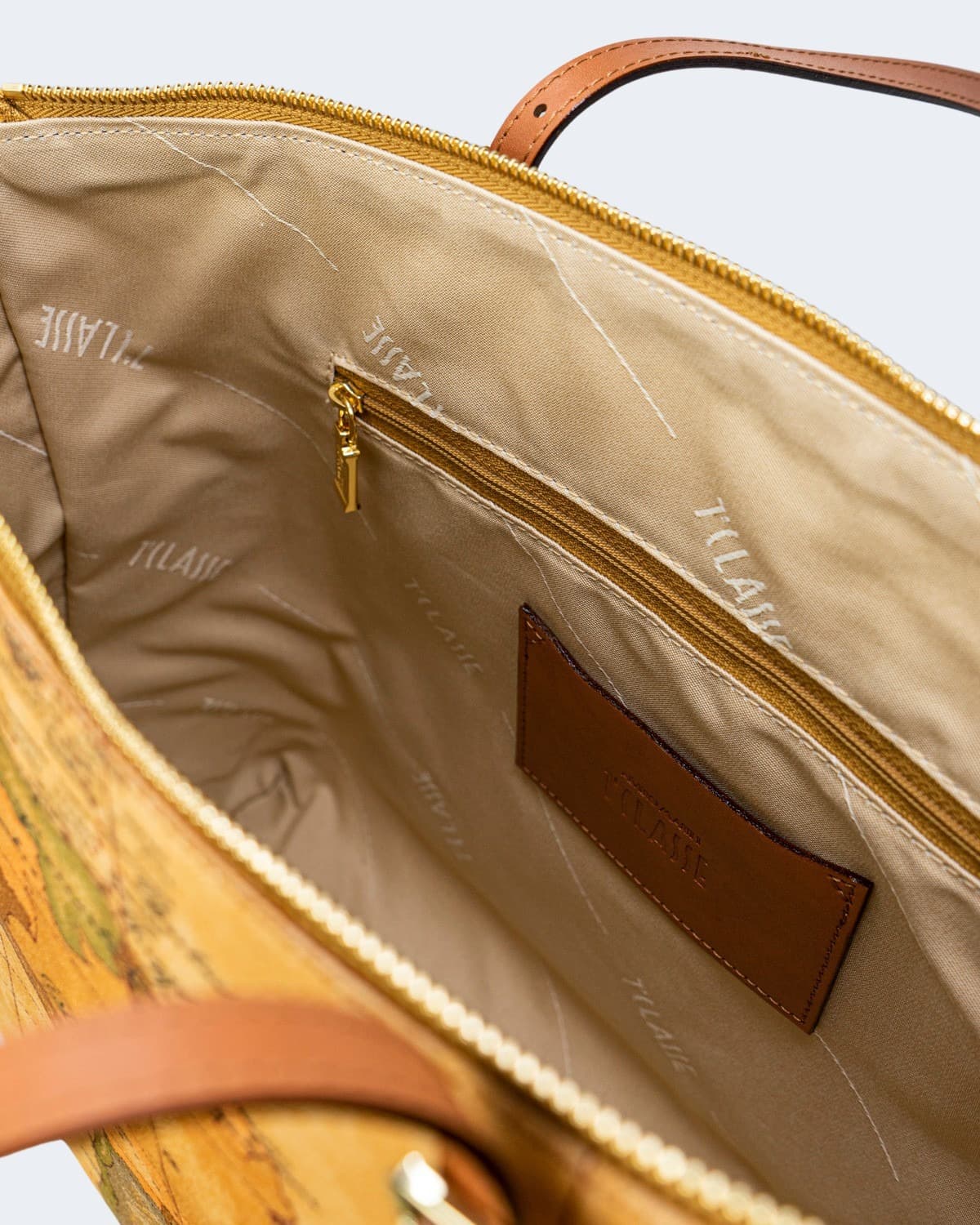 Alviero Martini Prima Classe  Women Bag