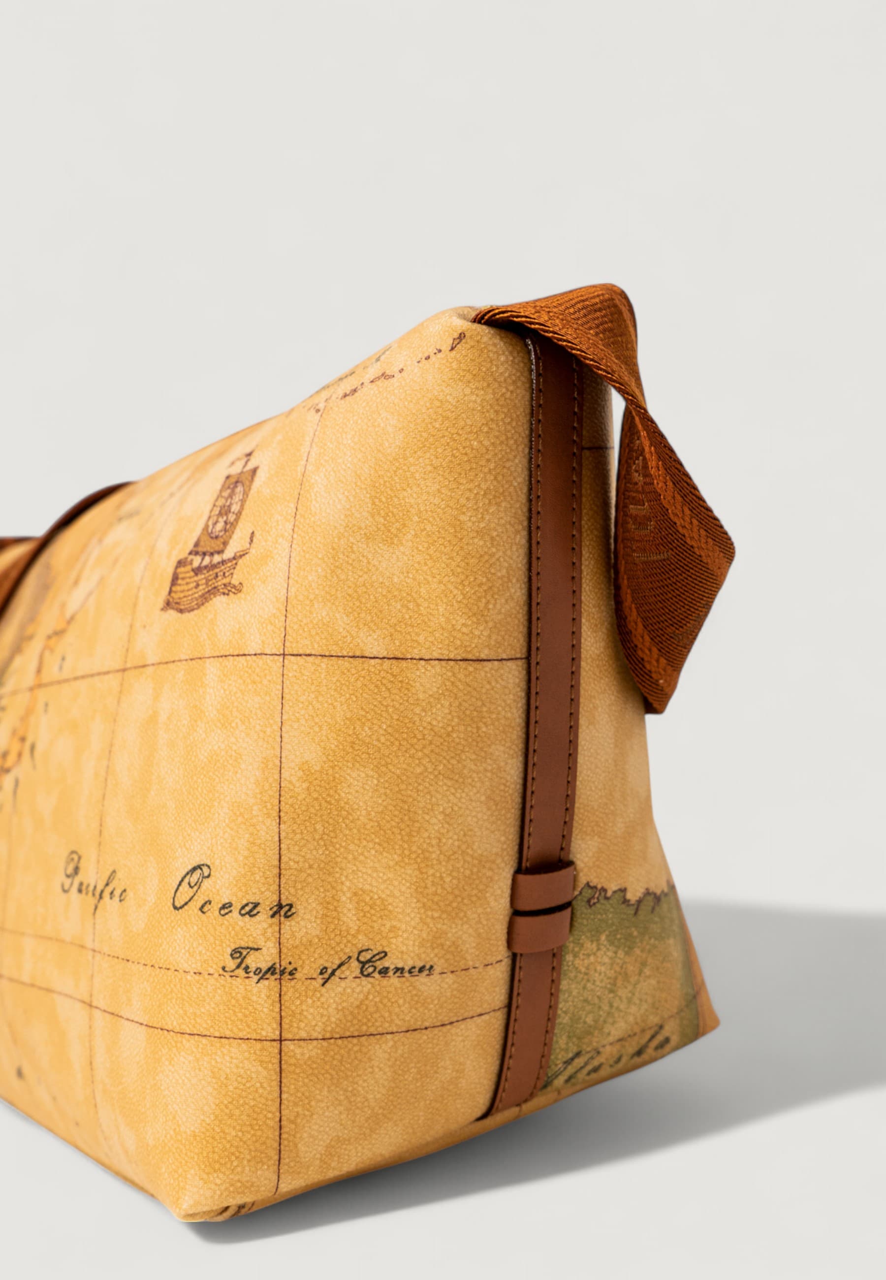 Alviero Martini Prima Classe  Women Bag