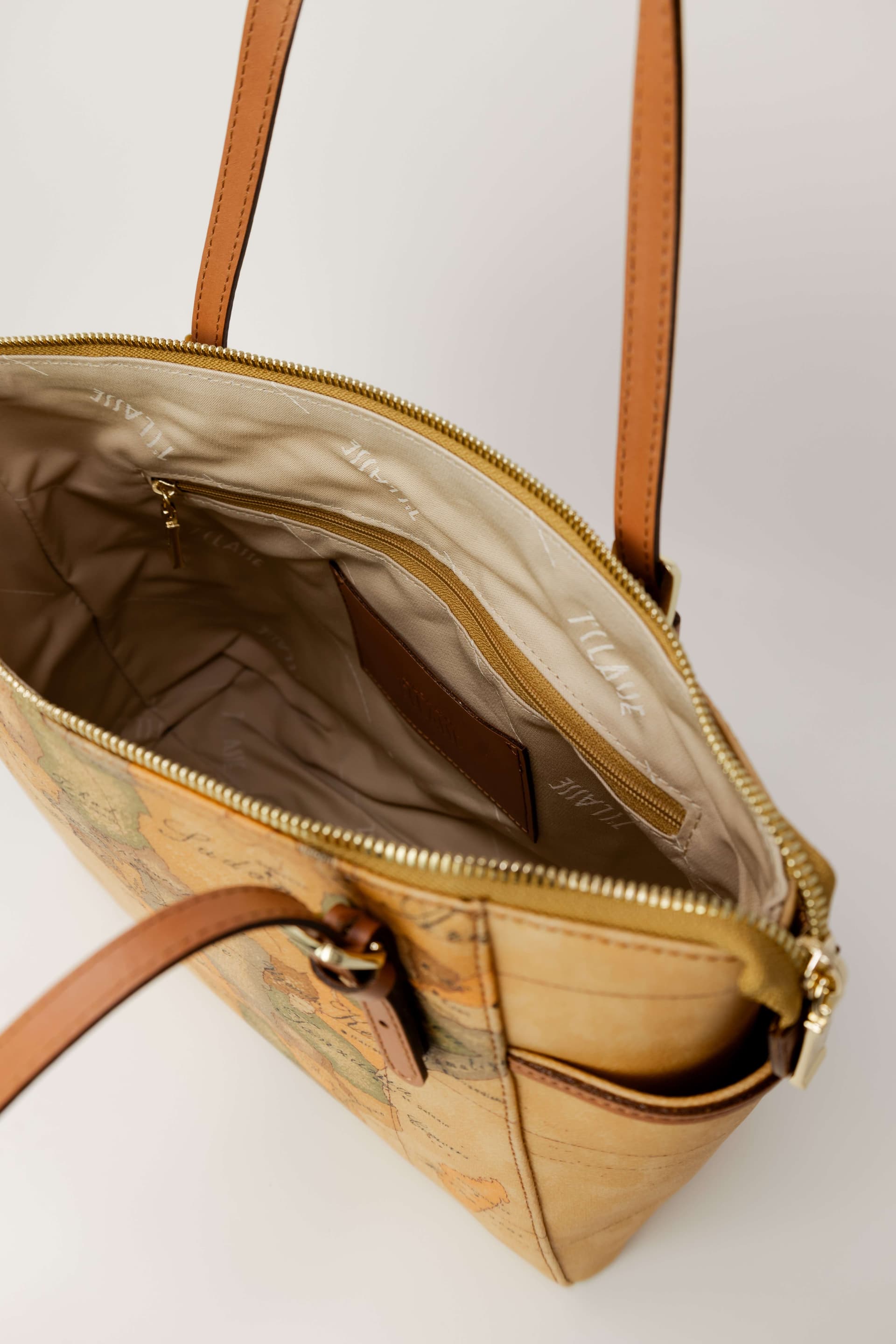 Alviero Martini Prima Classe  Women Bag