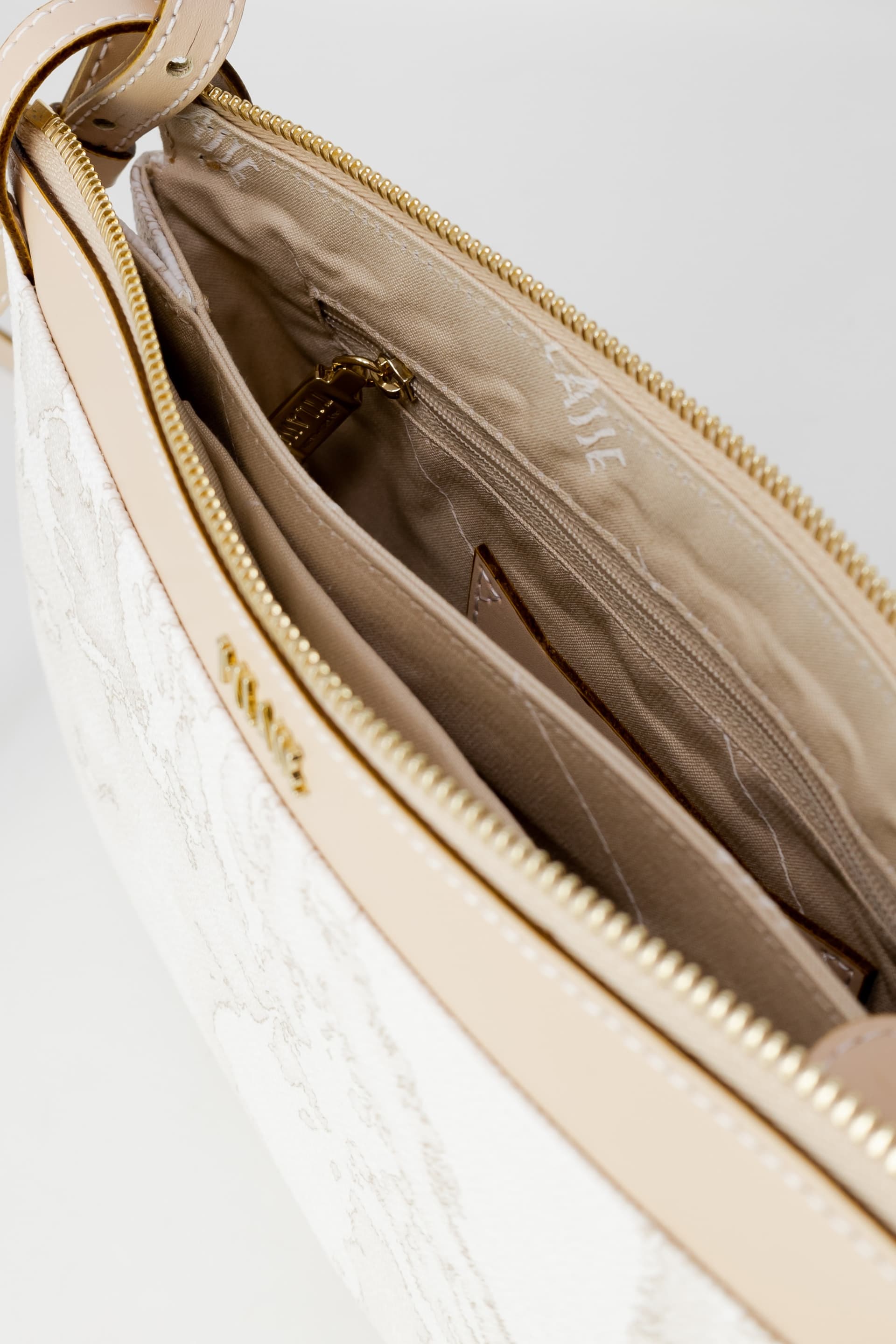 Alviero Martini Prima Classe  Women Bag