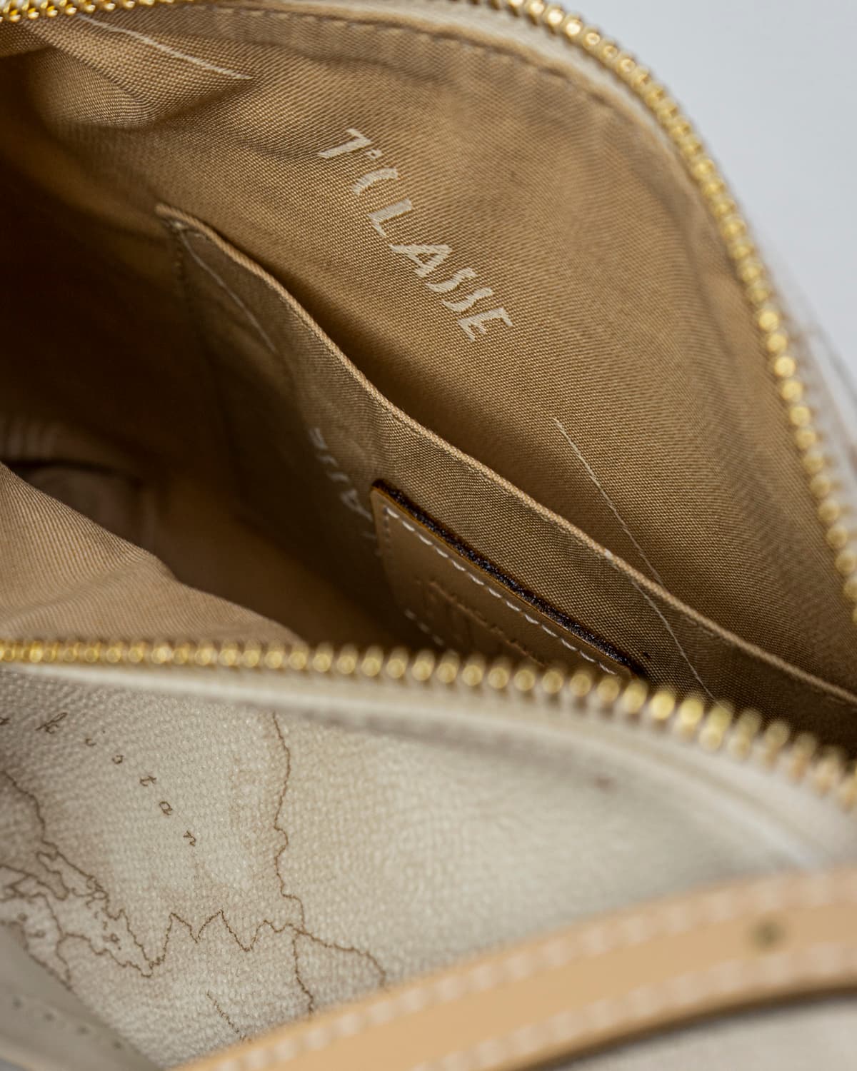 Alviero Martini Prima Classe  Women Bag