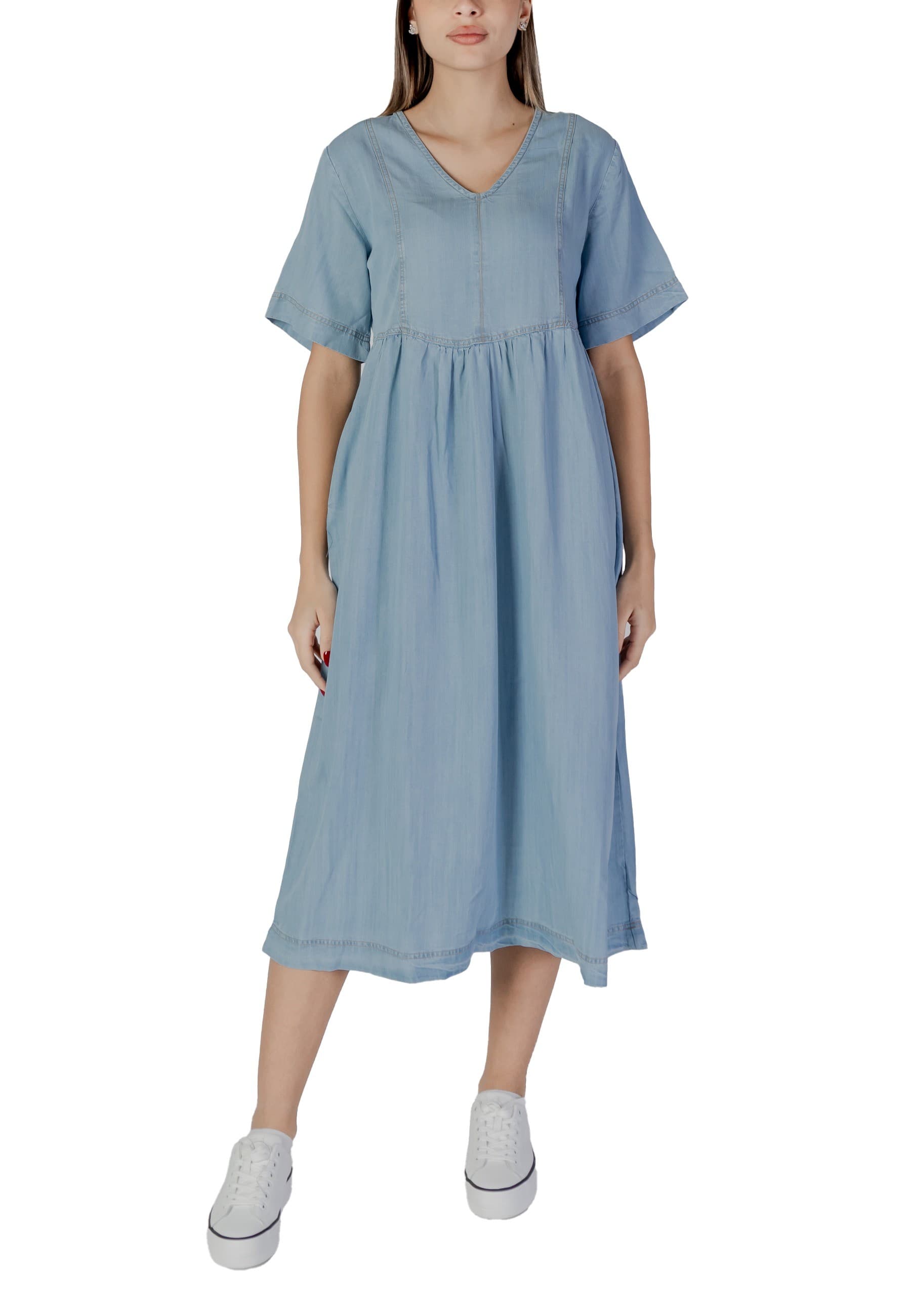 B.young Women Dress