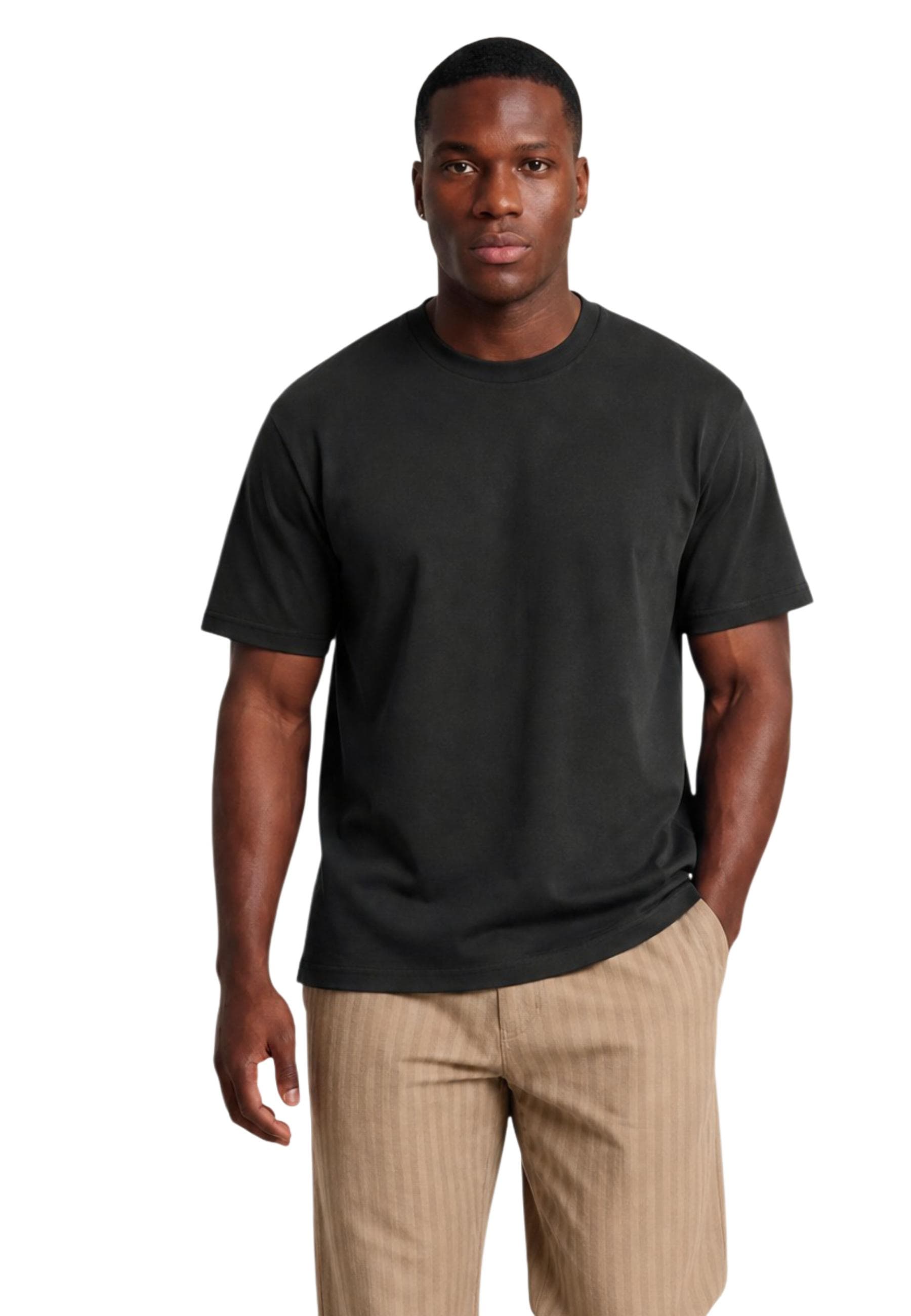 Hydra Clothing Men T-Shirt