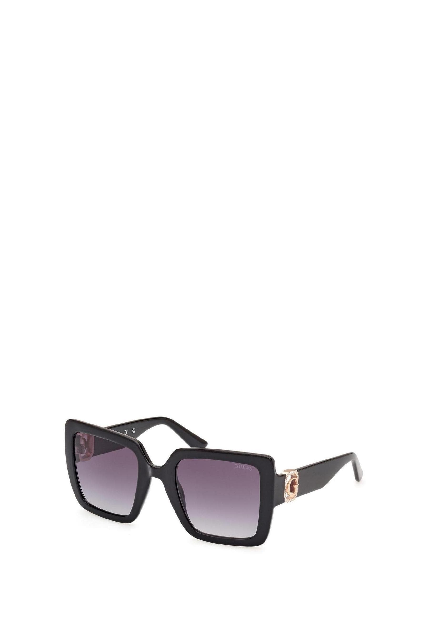Guess GU00103