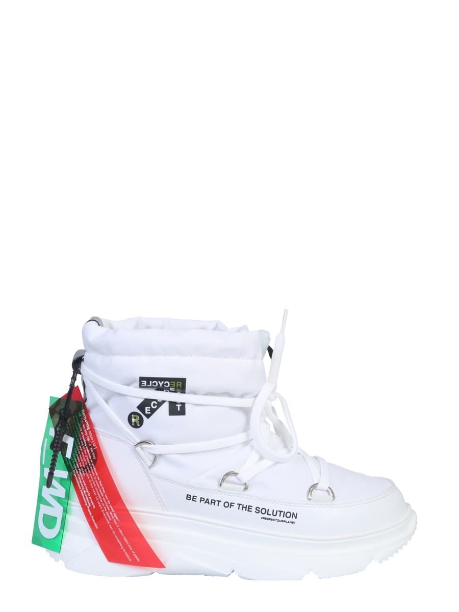 Forward Nylon Boot