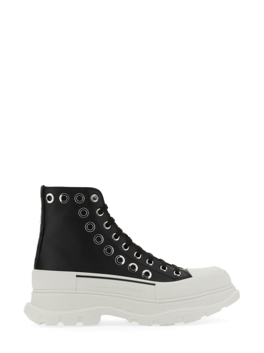 Joey Sneaker with Eyelets
