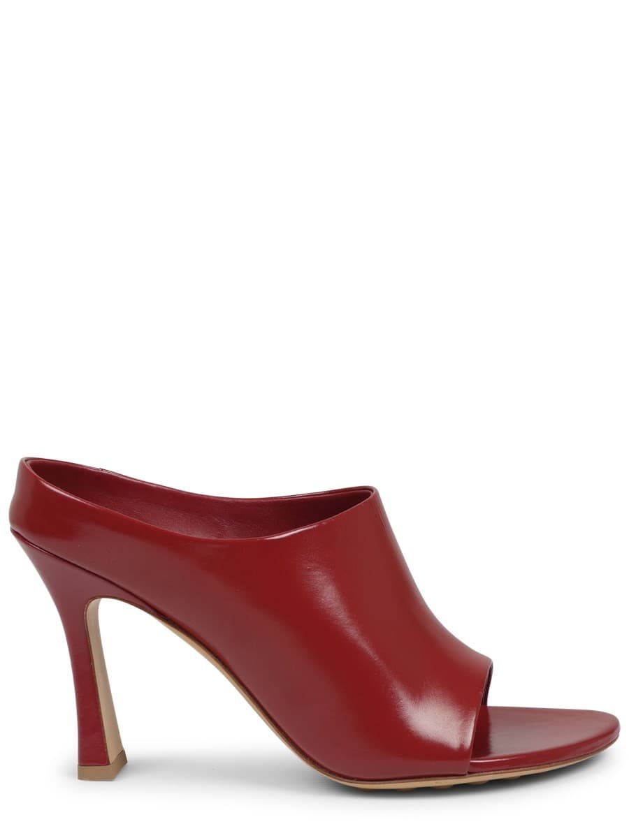 Bottega Veneta Mule Shoe "frog"